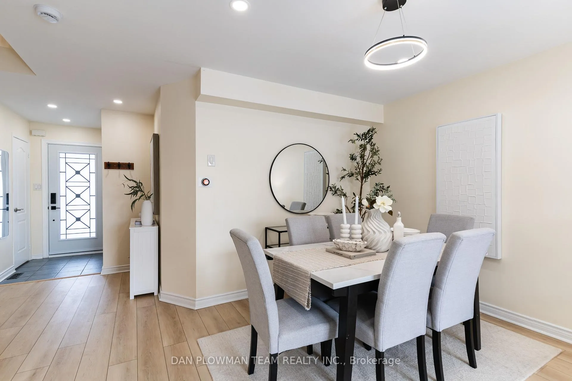 Photo 11 of 8 Oglevie Drive, Whitby, Pringle Creek — HOMEH