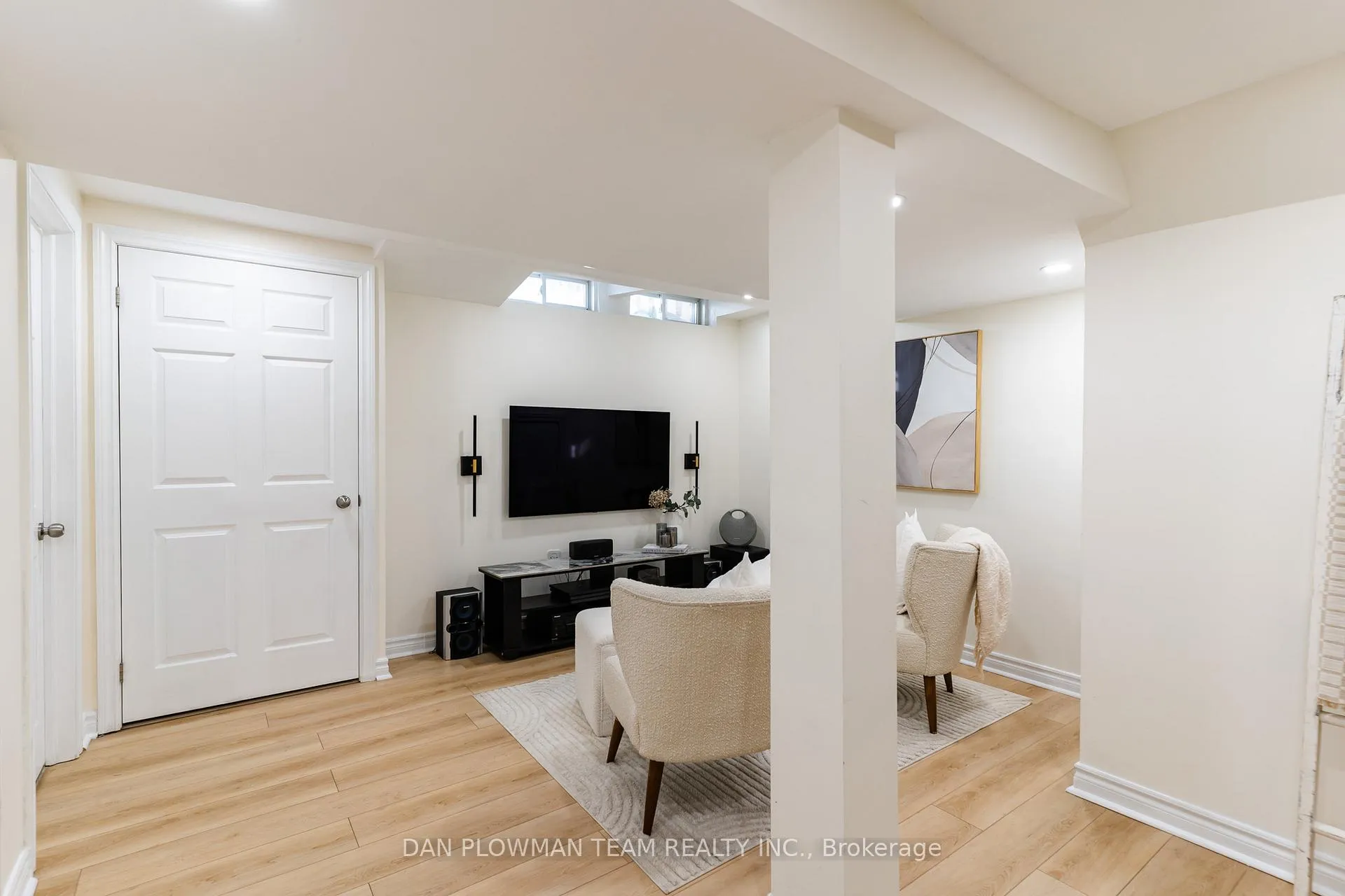 Photo 32 of 8 Oglevie Drive, Whitby, Pringle Creek — HOMEH