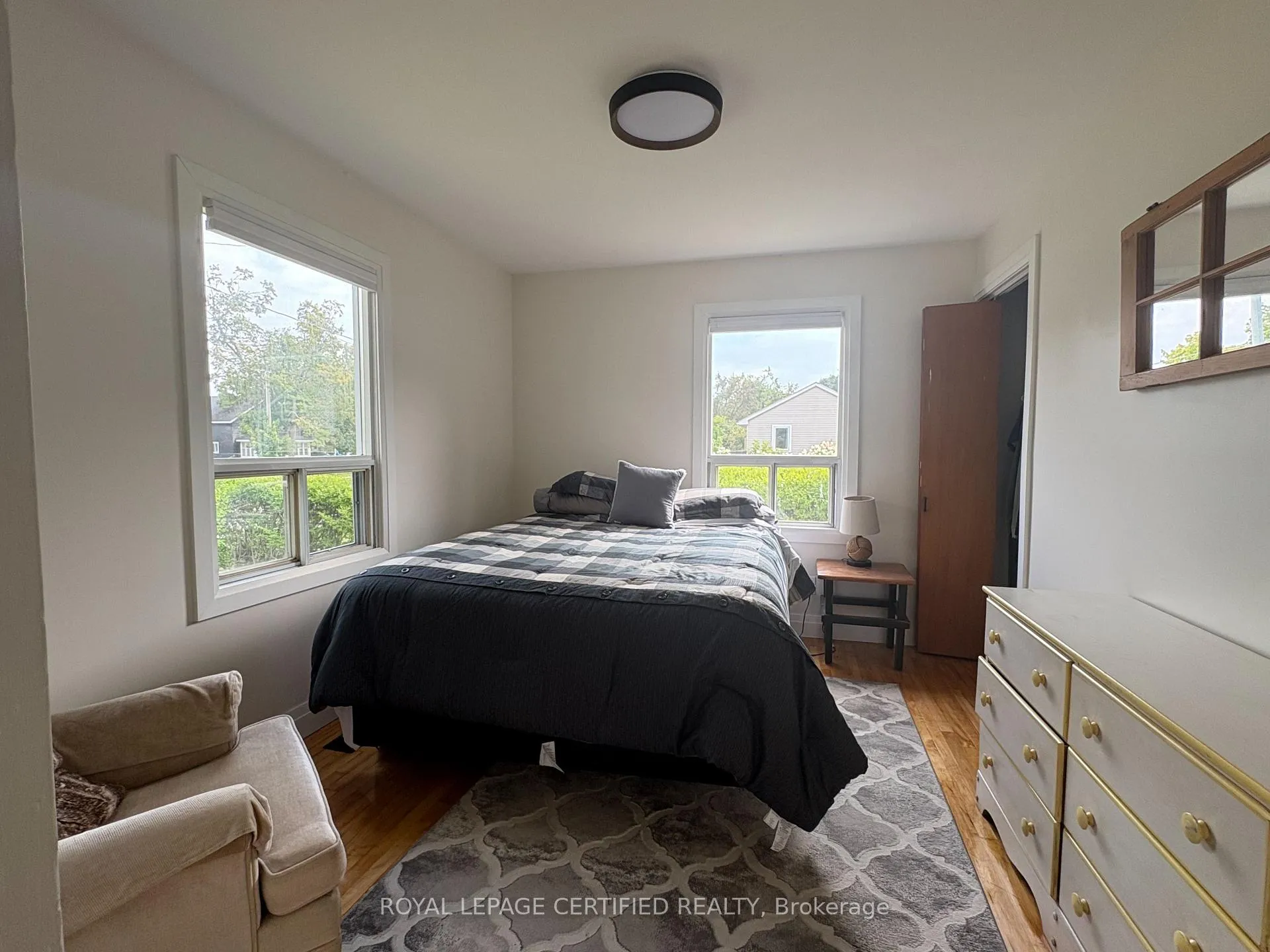 Photo 10 of 139 Memorial Avenue, Orillia — HOMEH