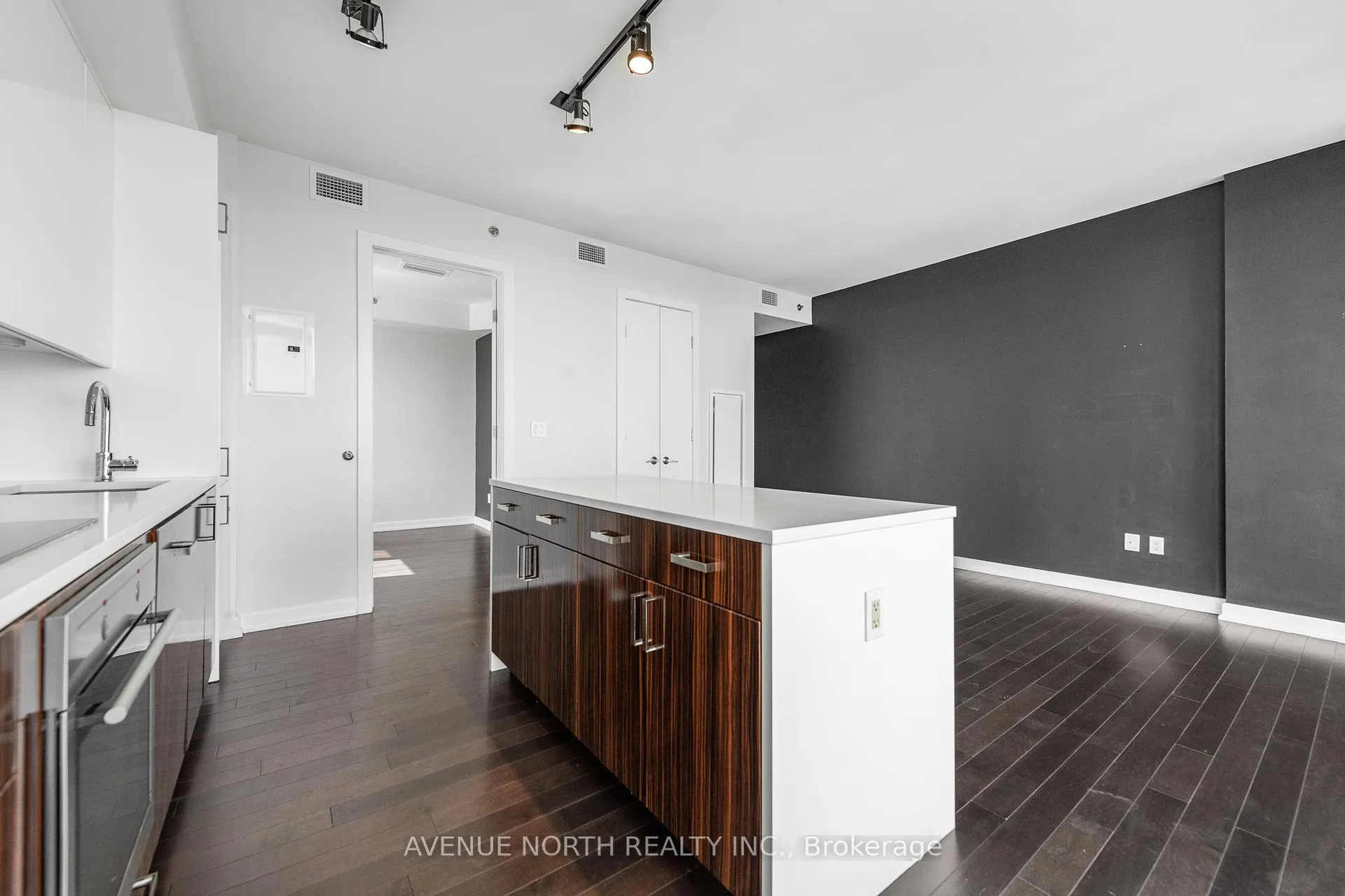 Photo 11 of Unit 1109, 300 Lisgar Street, Ottawa, Ottawa Centre — HOMEH