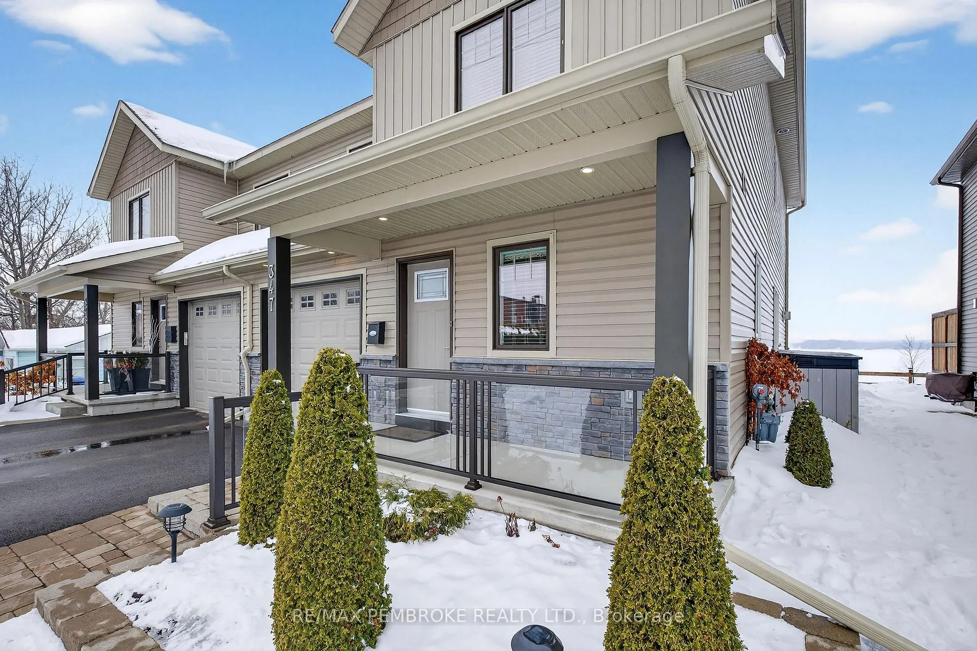 Photo 3 of 347 Nelson Street, Pembroke — HOMEH