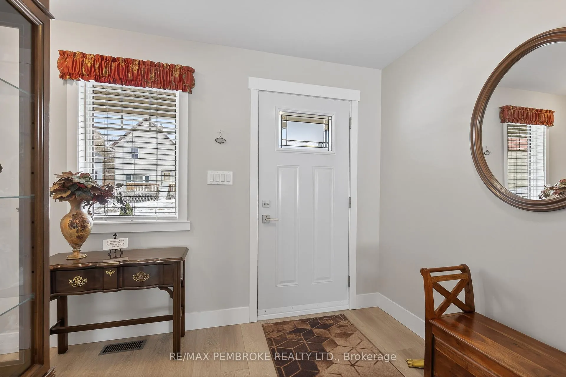 Photo 8 of 347 Nelson Street, Pembroke — HOMEH
