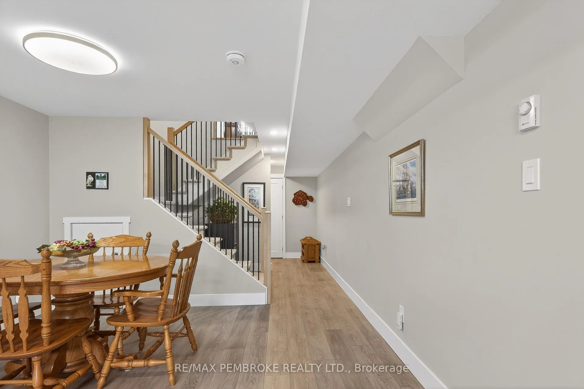 Photo 11 of 347 Nelson Street, Pembroke — HOMEH