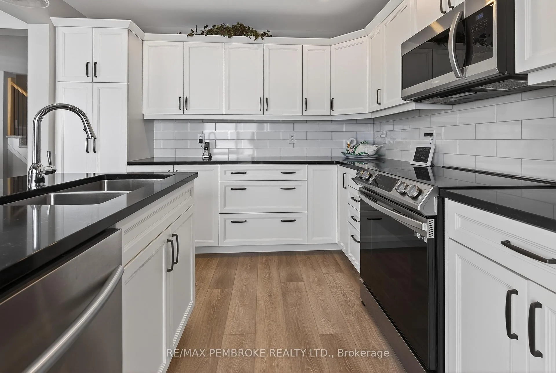Photo 19 of 347 Nelson Street, Pembroke — HOMEH