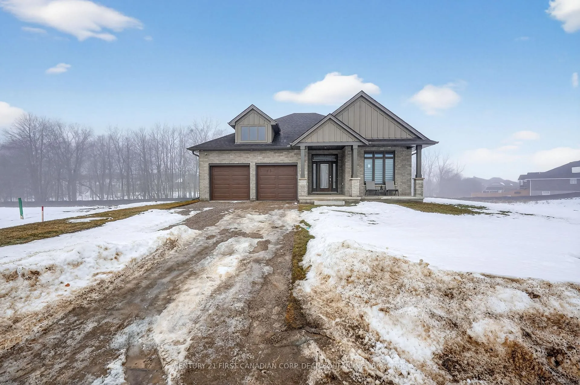 Photo 3 of 44 Muirfield Drive, St. Thomas — HOMEH