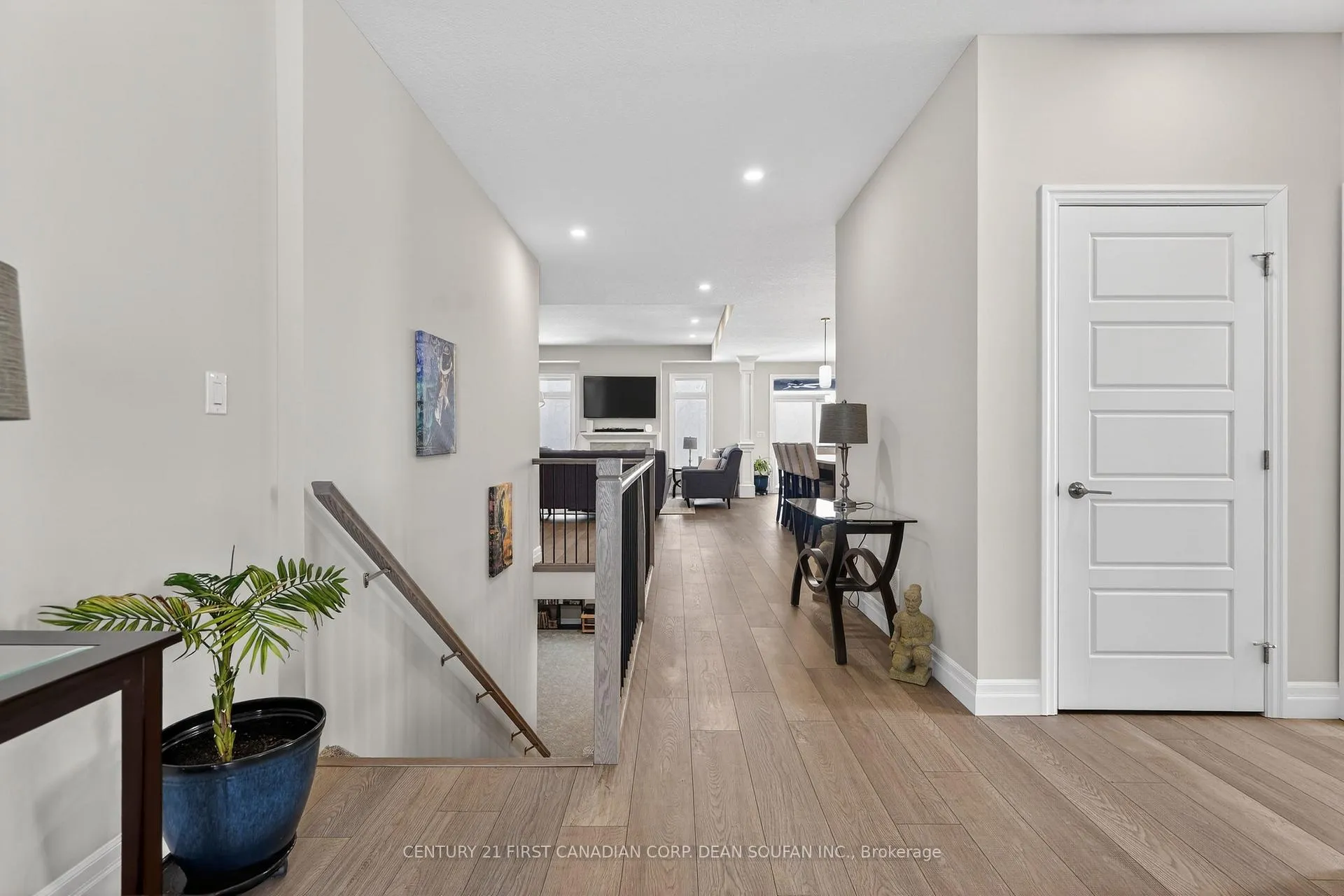 Photo 13 of 44 Muirfield Drive, St. Thomas — HOMEH