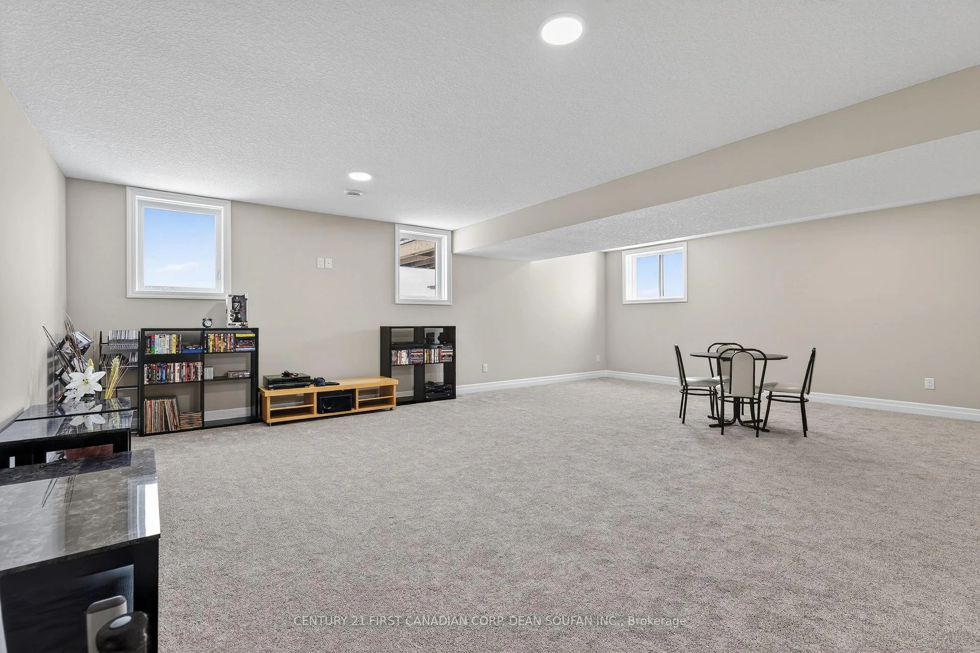 Photo 43 of 44 Muirfield Drive, St. Thomas — HOMEH