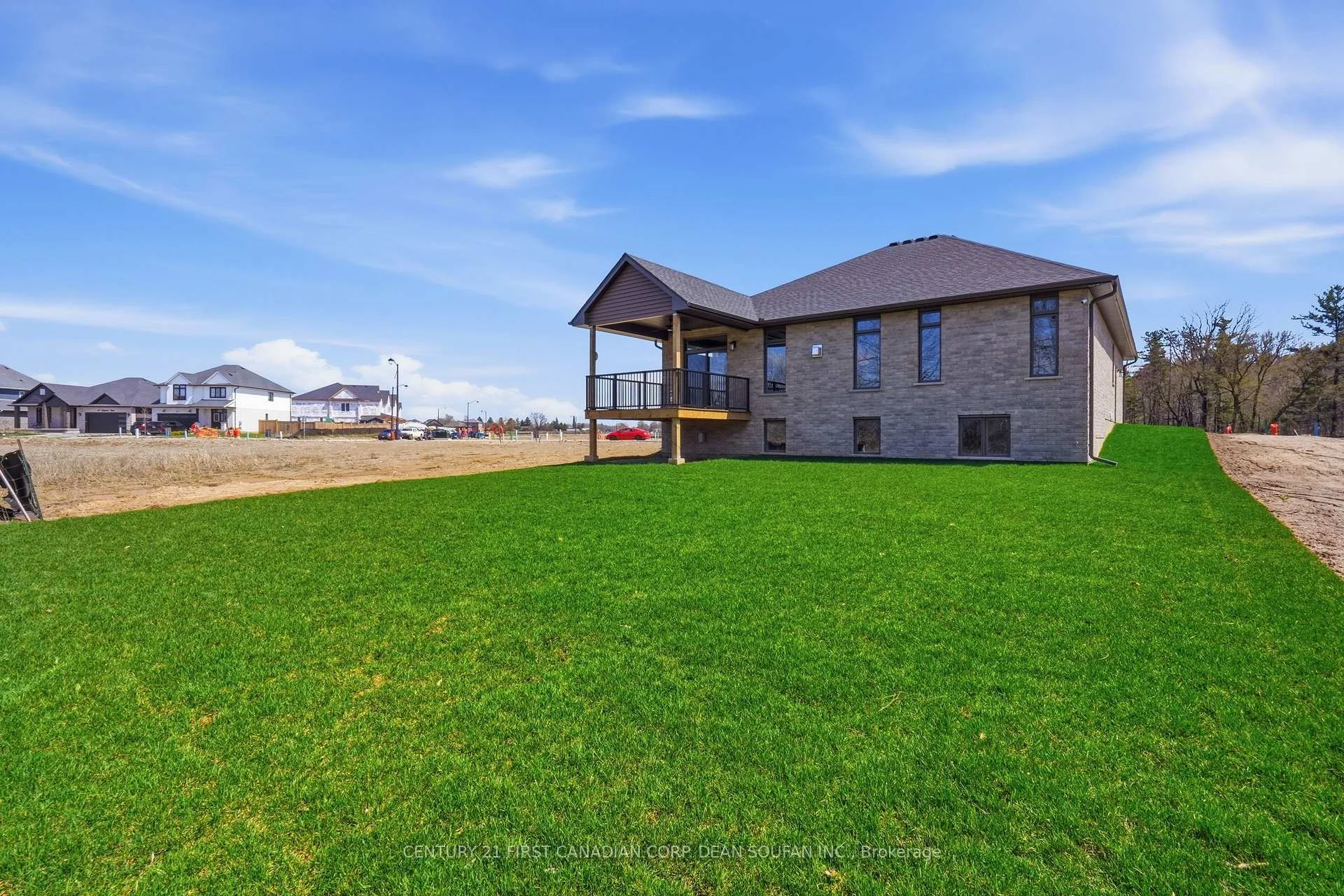 Photo 61 of 44 Muirfield Drive, St. Thomas — HOMEH
