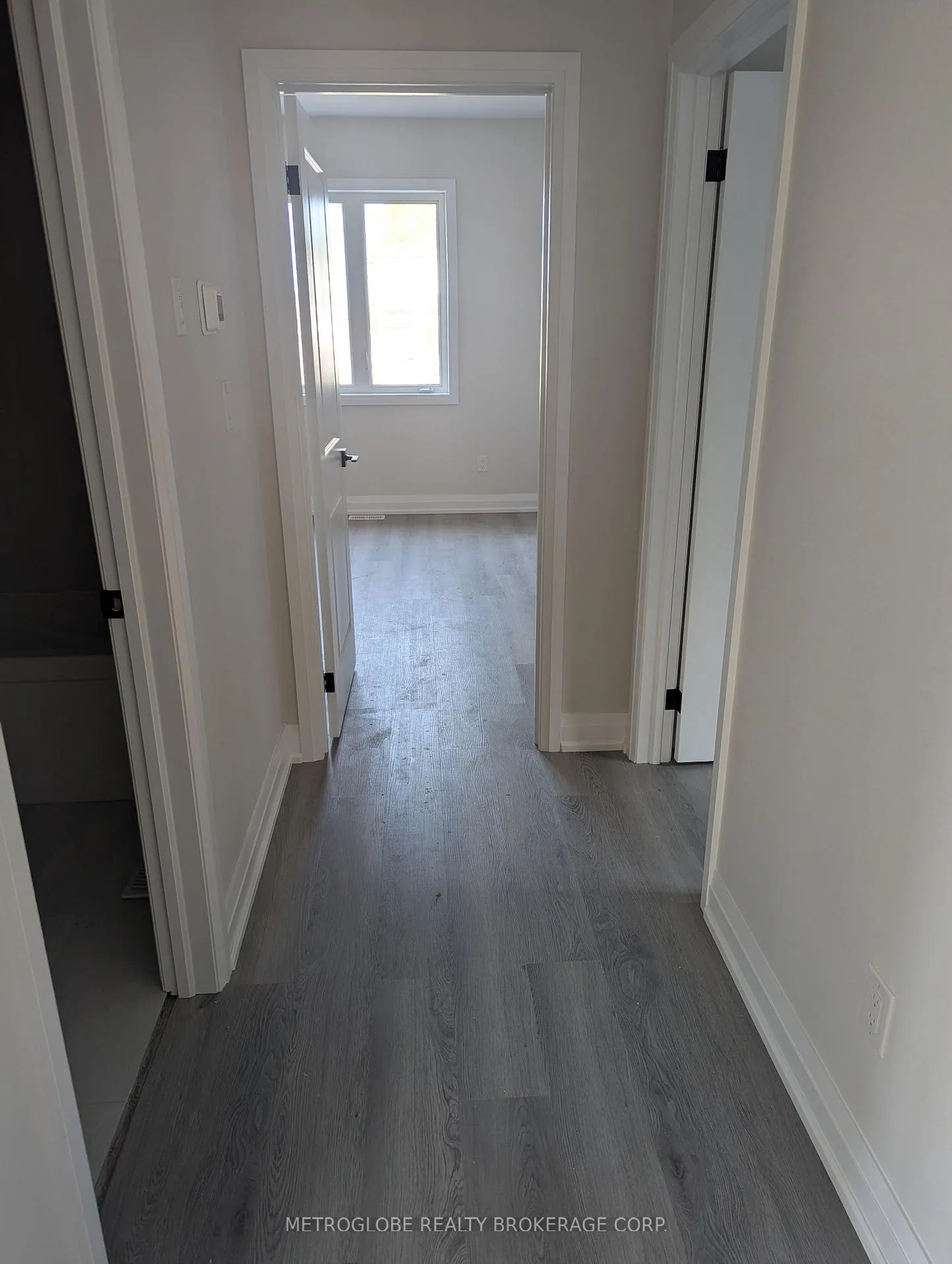 Photo 11 of 2 Joanne Crescent, Wasaga Beach — HOMEH
