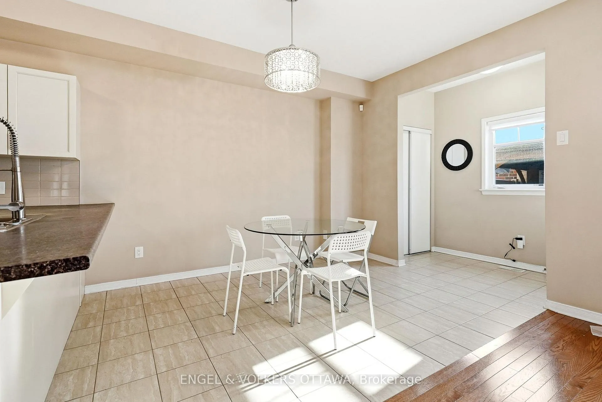 Photo 10 of 222 Longfields Drive, Ottawa, Barrhaven - Longfields — HOMEH