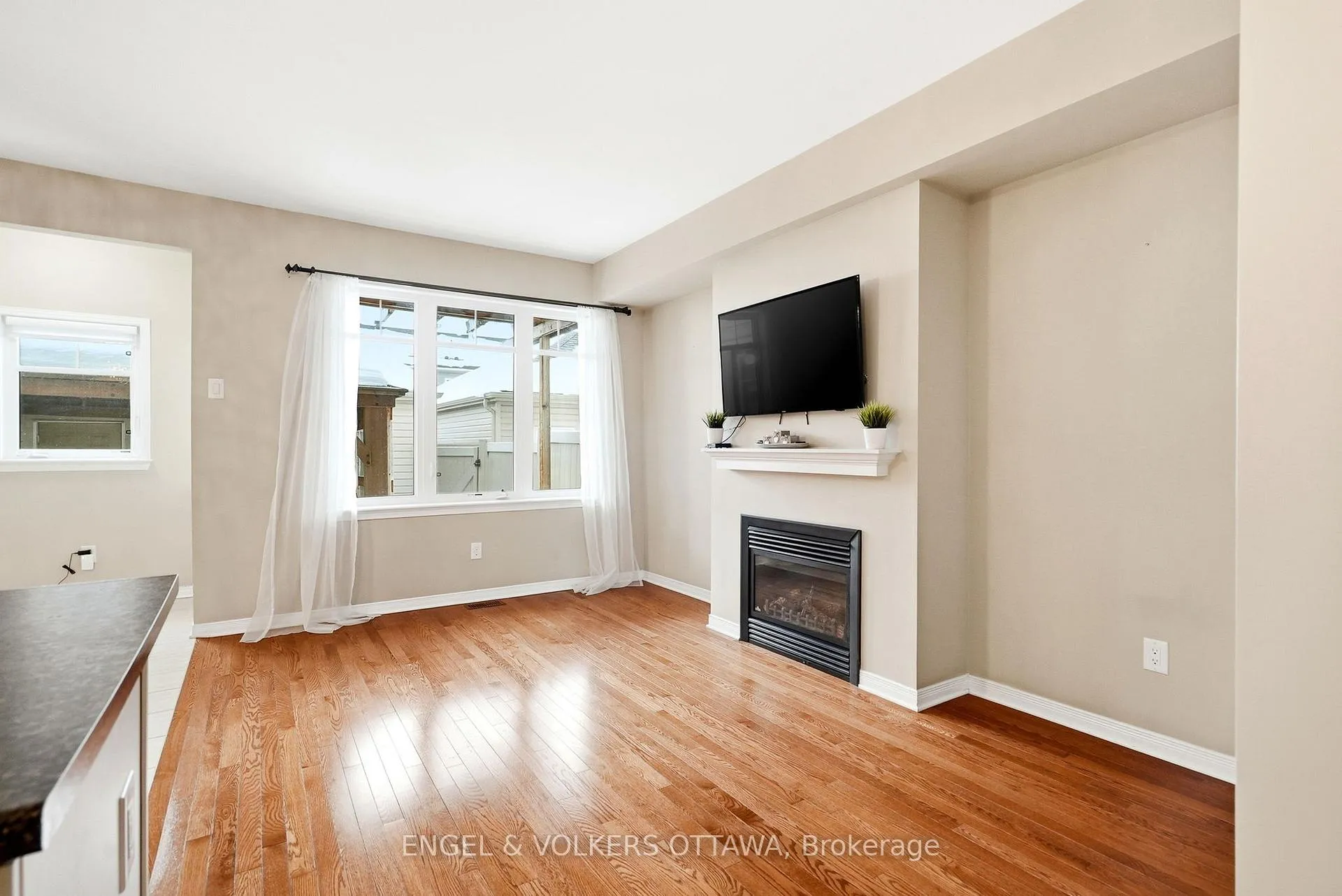 Photo 12 of 222 Longfields Drive, Ottawa, Barrhaven - Longfields — HOMEH