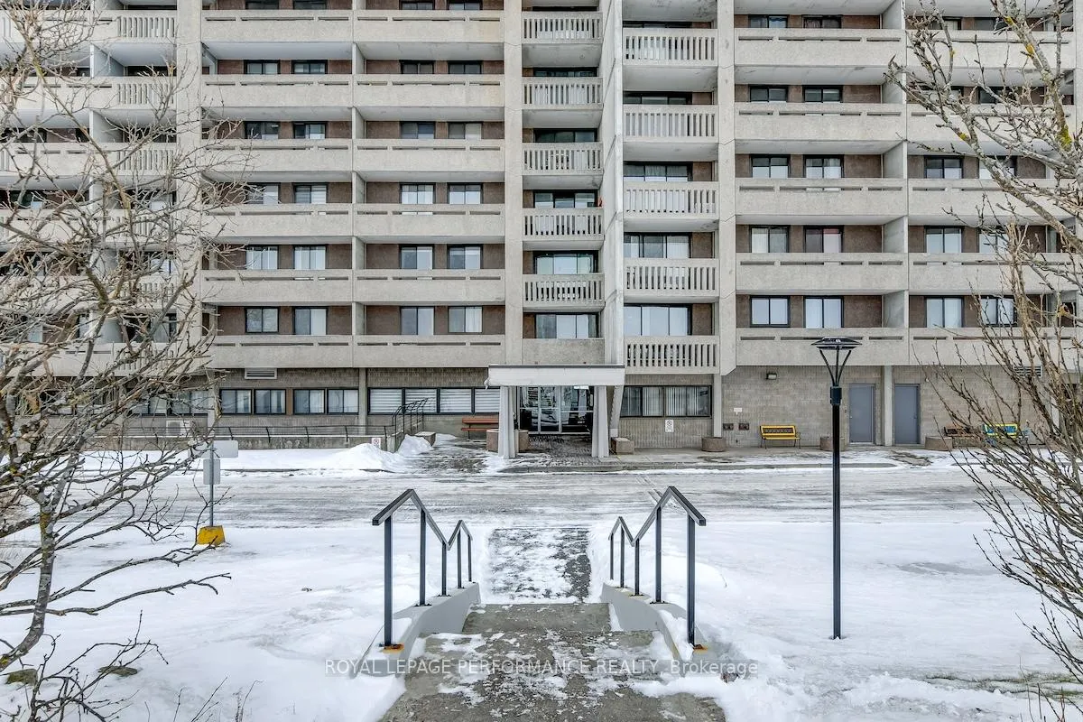 Photo 2 of Unit 404, 415 Greenview Avenue, Ottawa, Britannia — HOMEH
