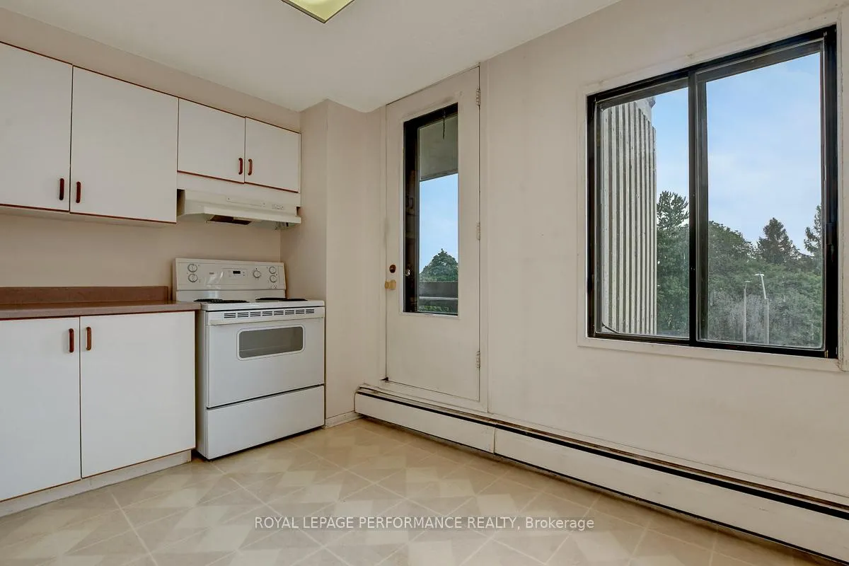 Photo 15 of Unit 404, 415 Greenview Avenue, Ottawa, Britannia — HOMEH