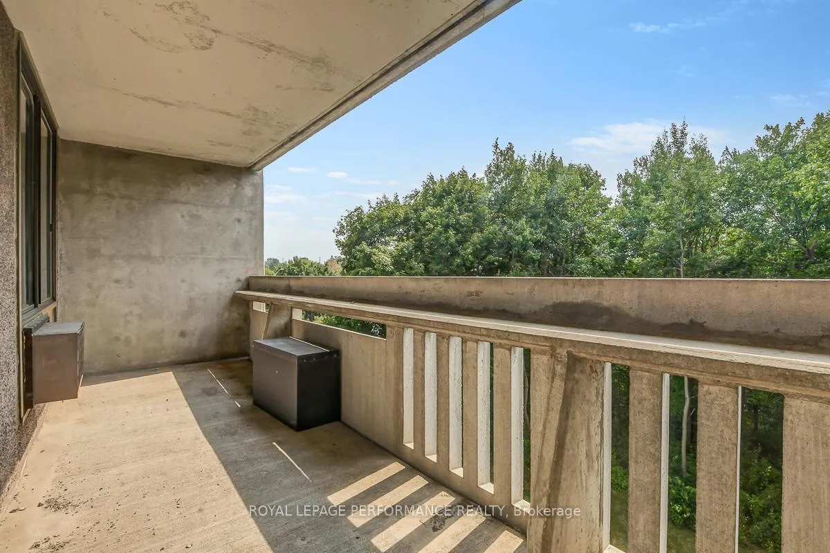Photo 18 of Unit 404, 415 Greenview Avenue, Ottawa, Britannia — HOMEH
