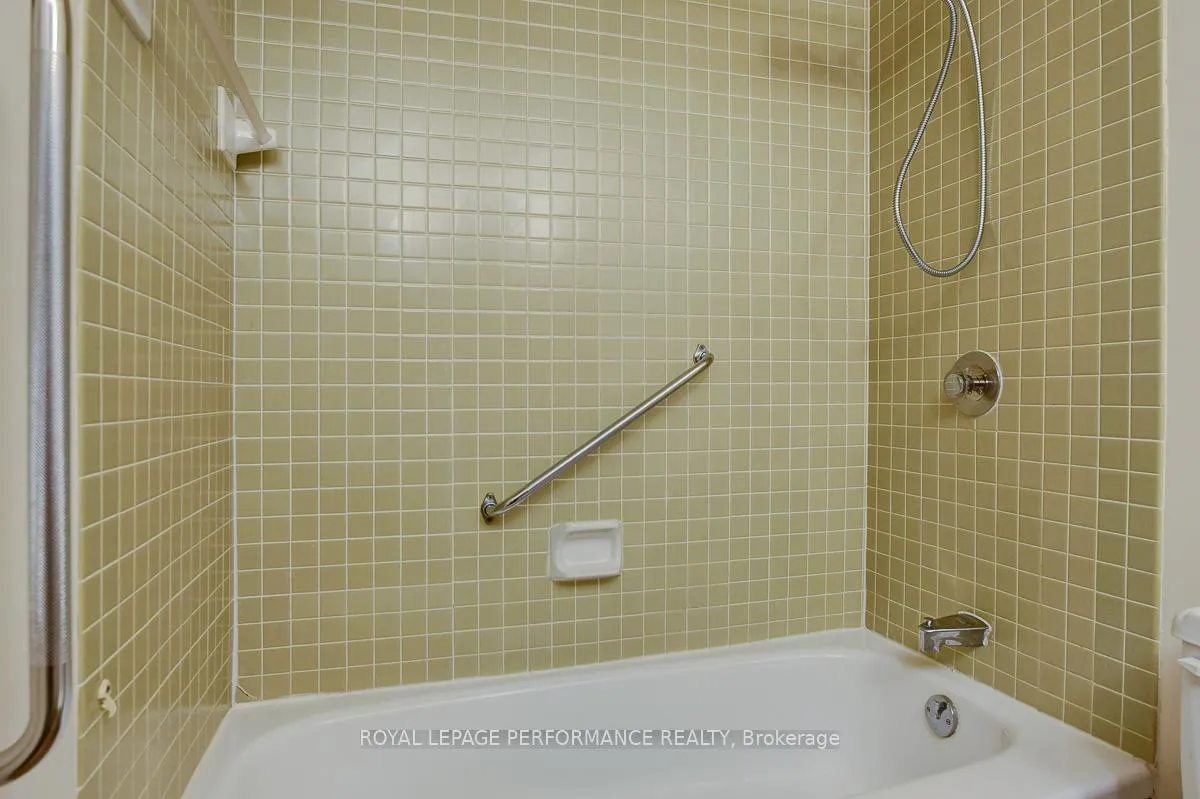 Photo 22 of Unit 404, 415 Greenview Avenue, Ottawa, Britannia — HOMEH