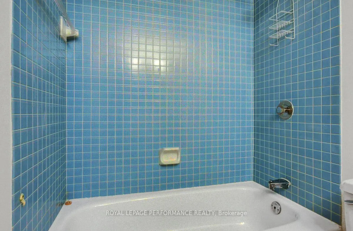 Photo 27 of Unit 404, 415 Greenview Avenue, Ottawa, Britannia — HOMEH