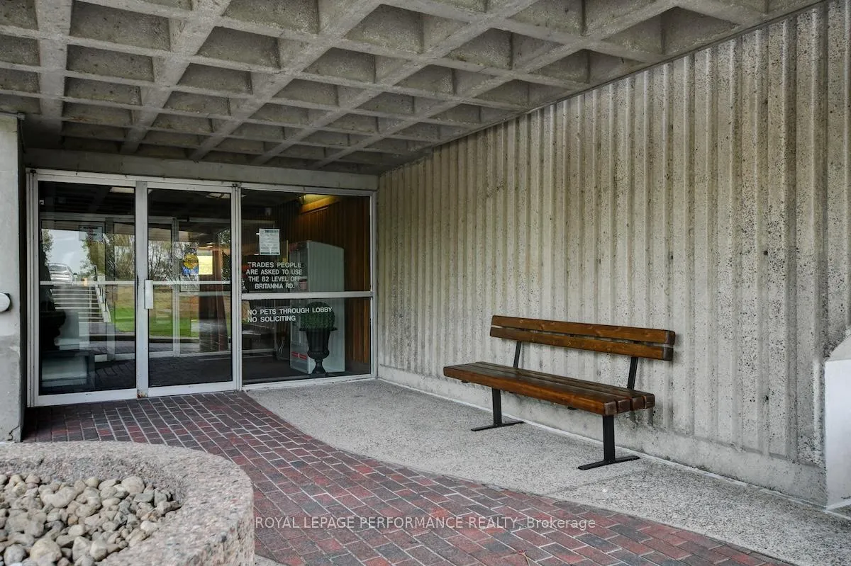 Photo 37 of Unit 404, 415 Greenview Avenue, Ottawa, Britannia — HOMEH