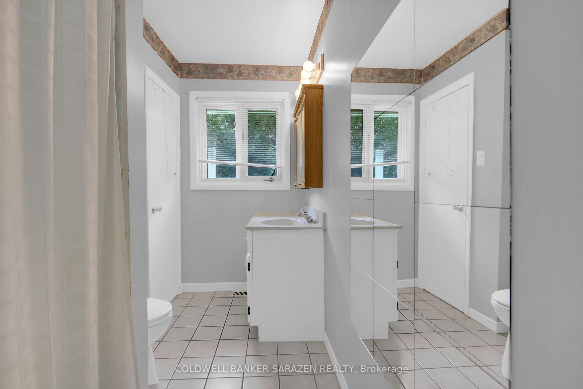 Photo 29 of 70 Viewmount Drive, Ottawa, Meadowlands/Crestview — HOMEH