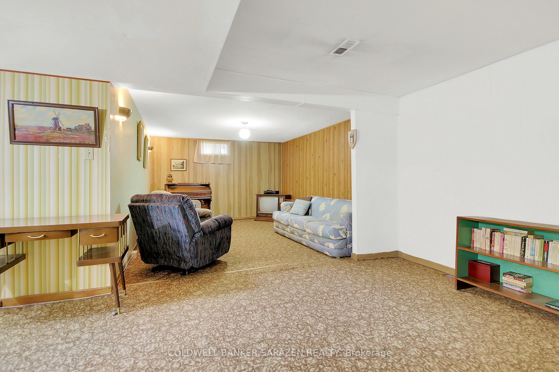 Photo 37 of 70 Viewmount Drive, Ottawa, Meadowlands/Crestview — HOMEH