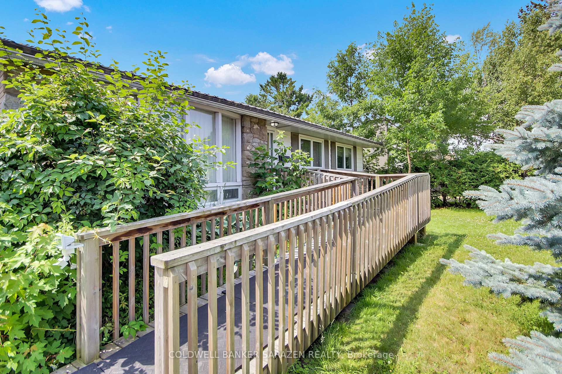 Photo 42 of 70 Viewmount Drive, Ottawa, Meadowlands/Crestview — HOMEH