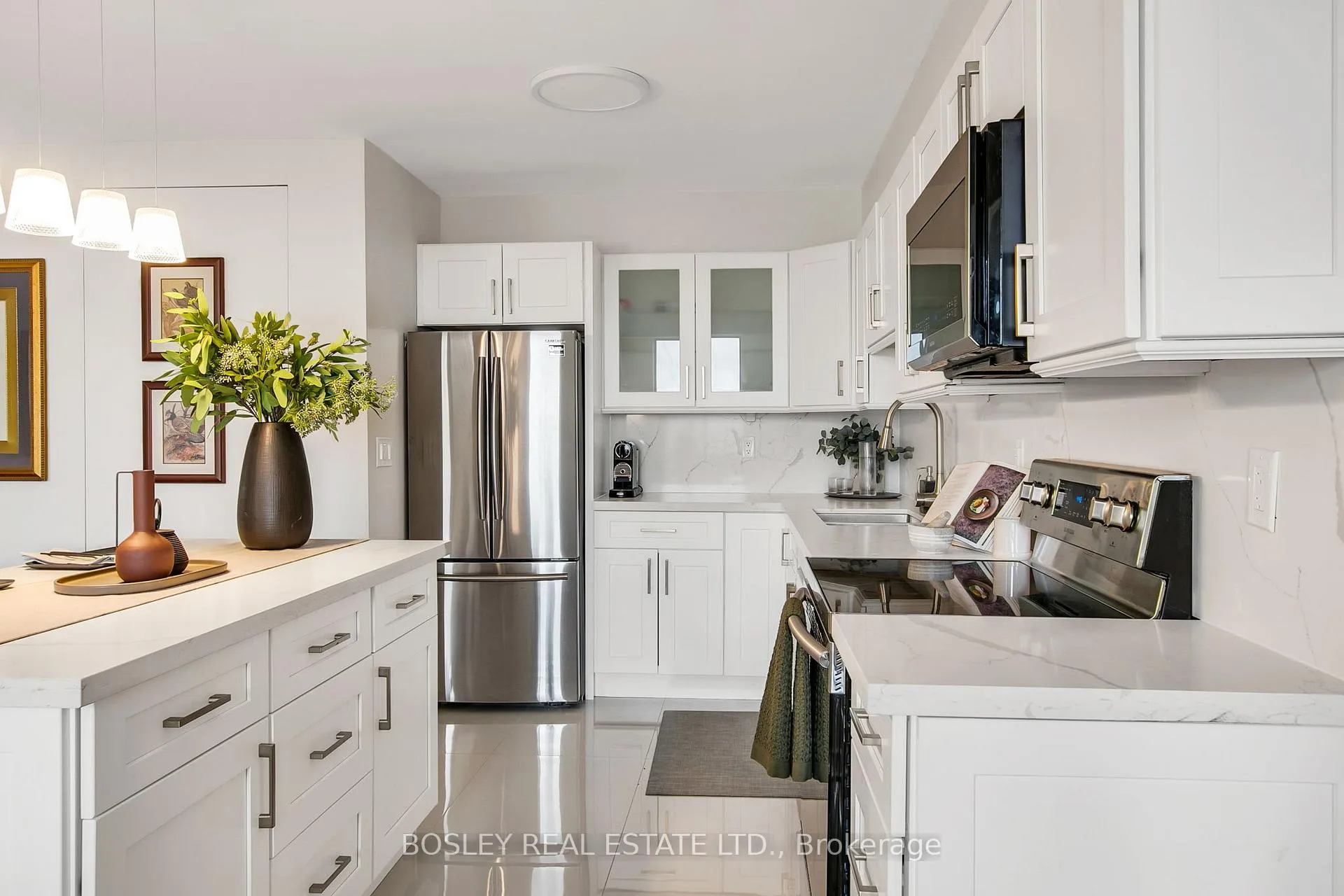 Photo 12 of Unit 1411, 10 Edgecliff Golfway, Toronto, Flemingdon Park — HOMEH