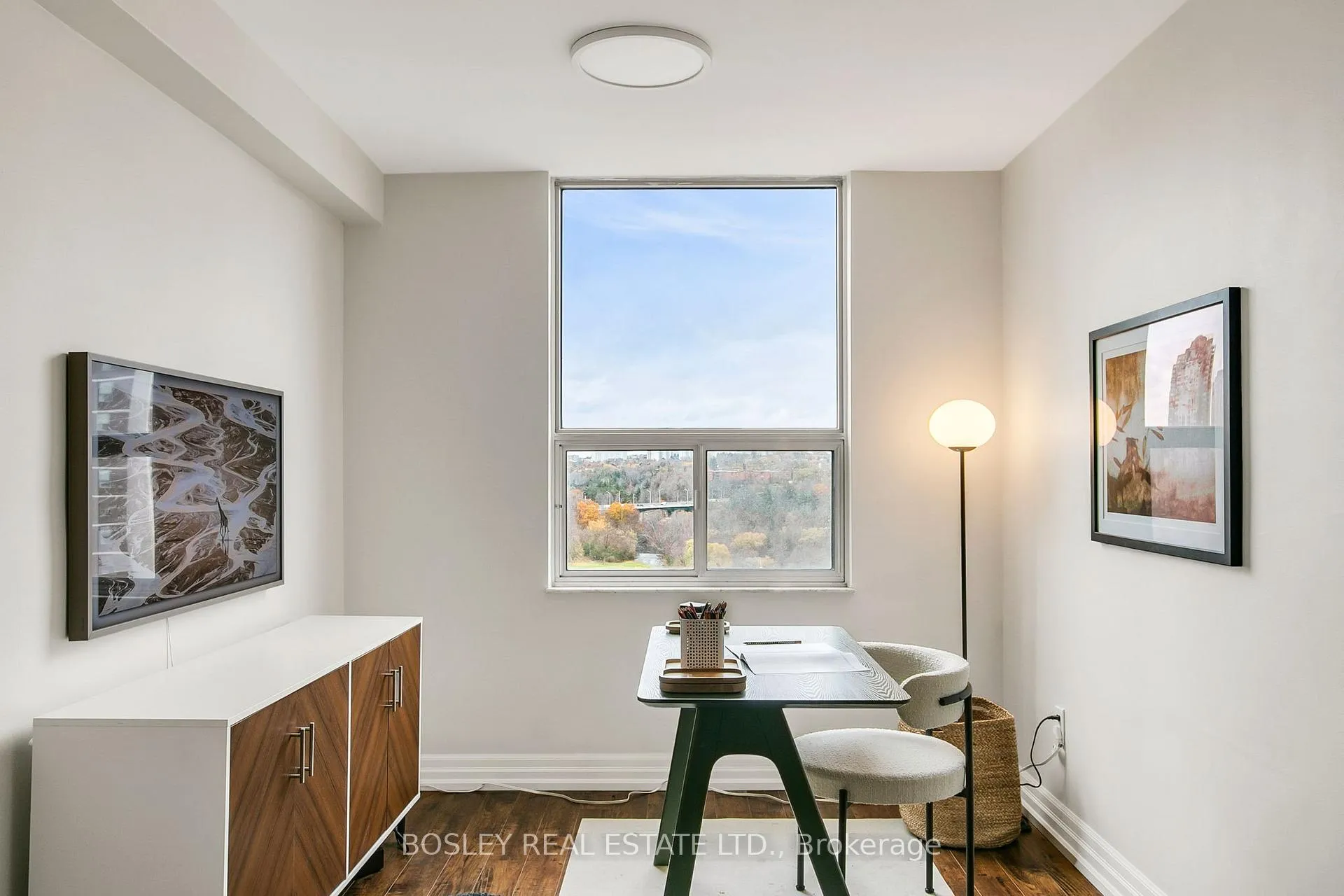 Photo 17 of Unit 1411, 10 Edgecliff Golfway, Toronto, Flemingdon Park — HOMEH