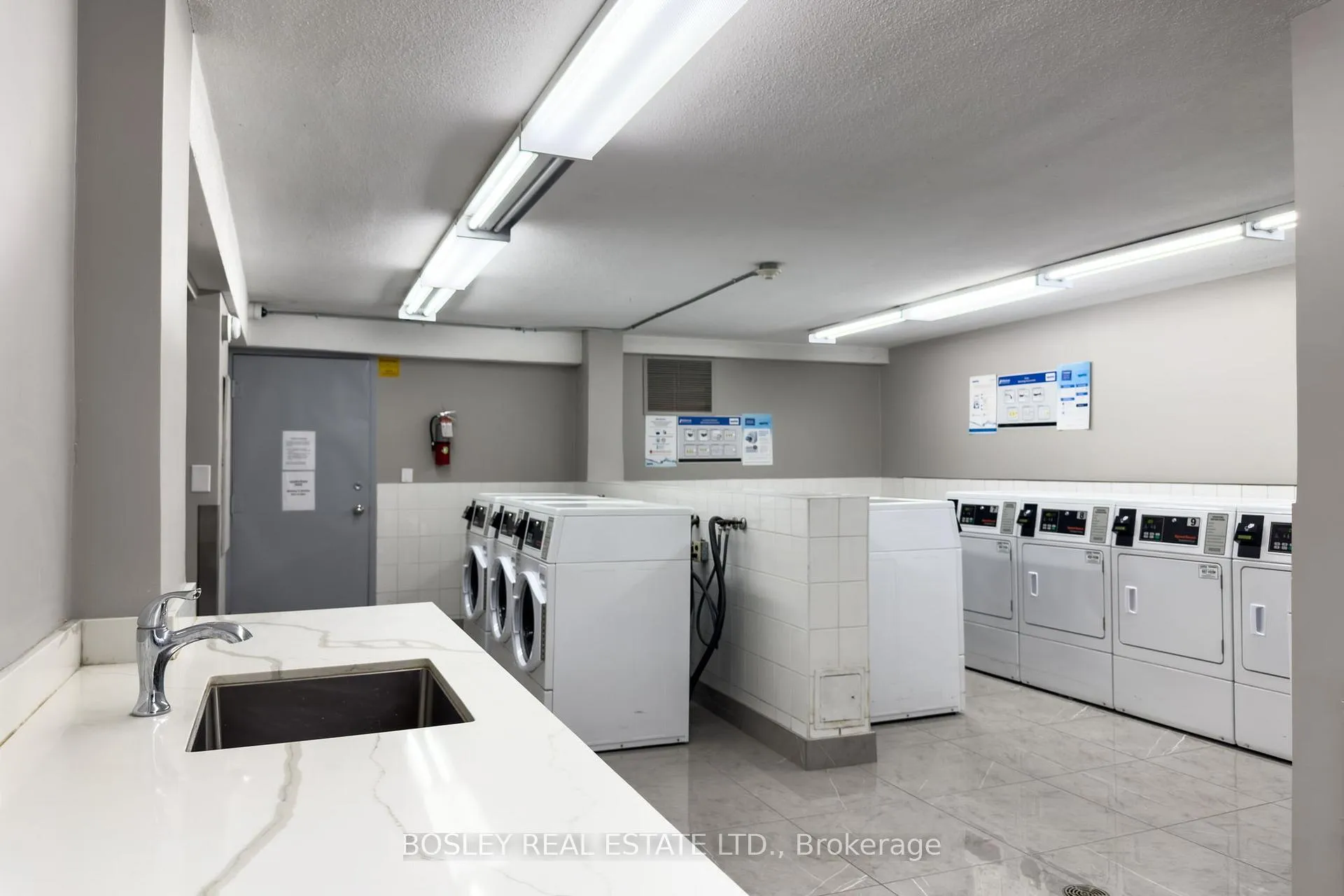 Photo 43 of Unit 1411, 10 Edgecliff Golfway, Toronto, Flemingdon Park — HOMEH