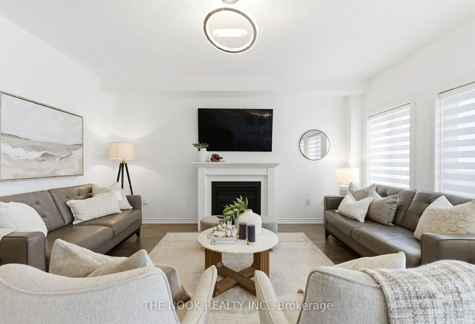 Photo 12 of 141 Lyle Drive, Clarington, Bowmanville — HOMEH