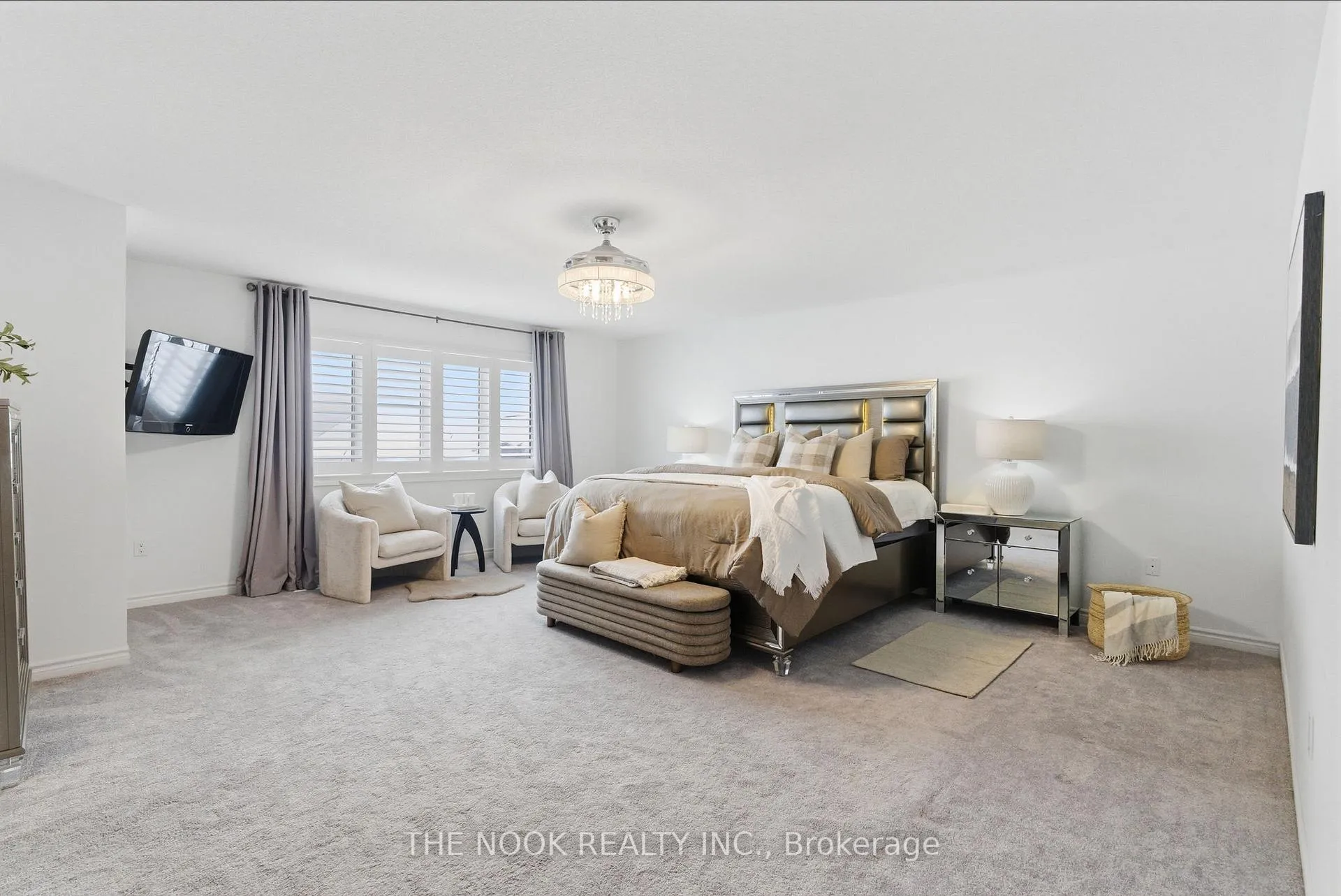 Photo 24 of 141 Lyle Drive, Clarington, Bowmanville — HOMEH