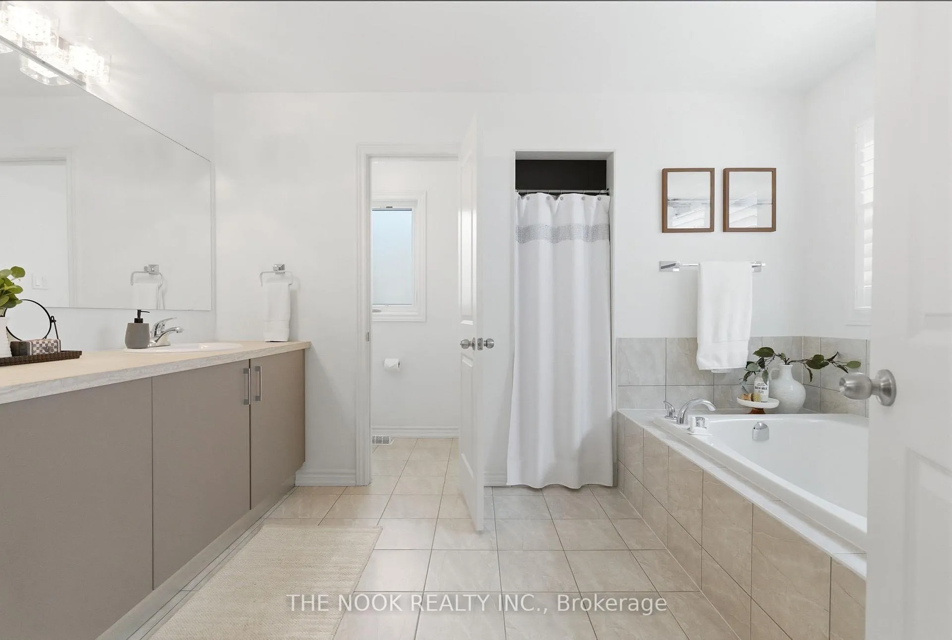 Photo 27 of 141 Lyle Drive, Clarington, Bowmanville — HOMEH