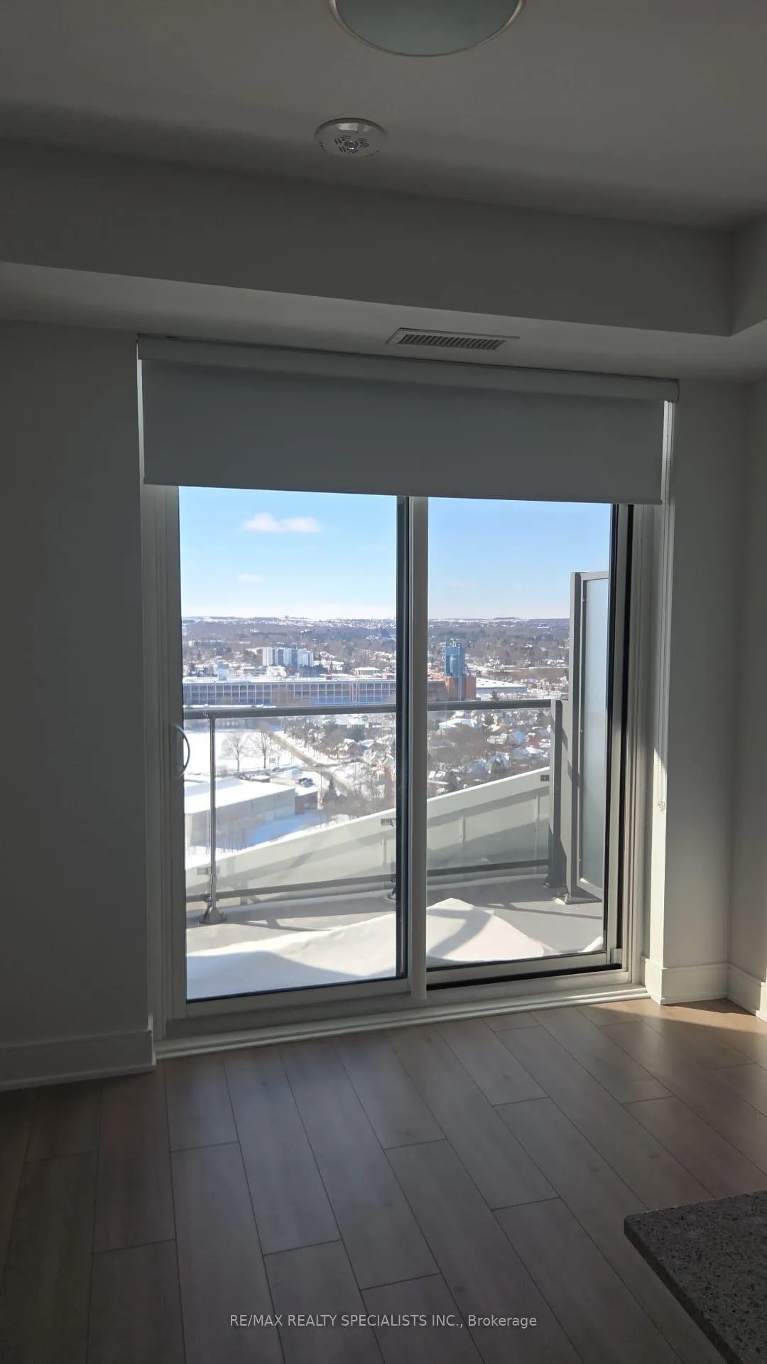 Photo 3 of Unit 2104, 25 Wellington Street S, Kitchener — HOMEH