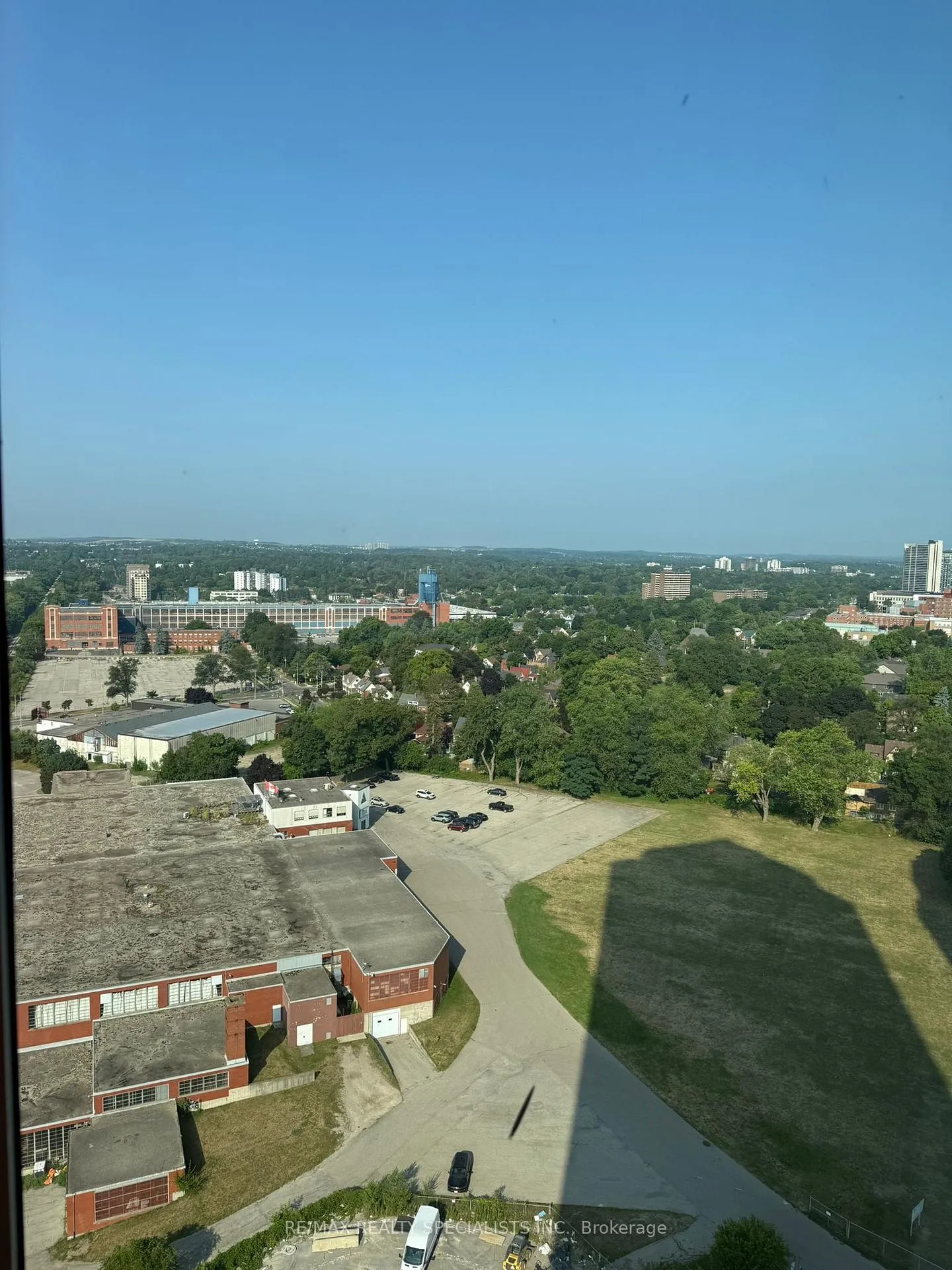 Photo 7 of Unit 2104, 25 Wellington Street S, Kitchener — HOMEH