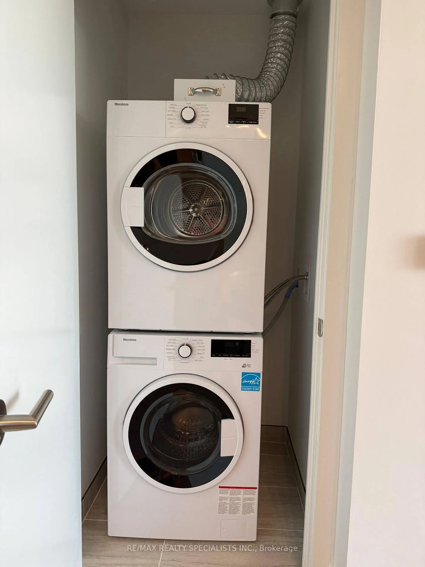 Photo 16 of Unit 2104, 25 Wellington Street S, Kitchener — HOMEH