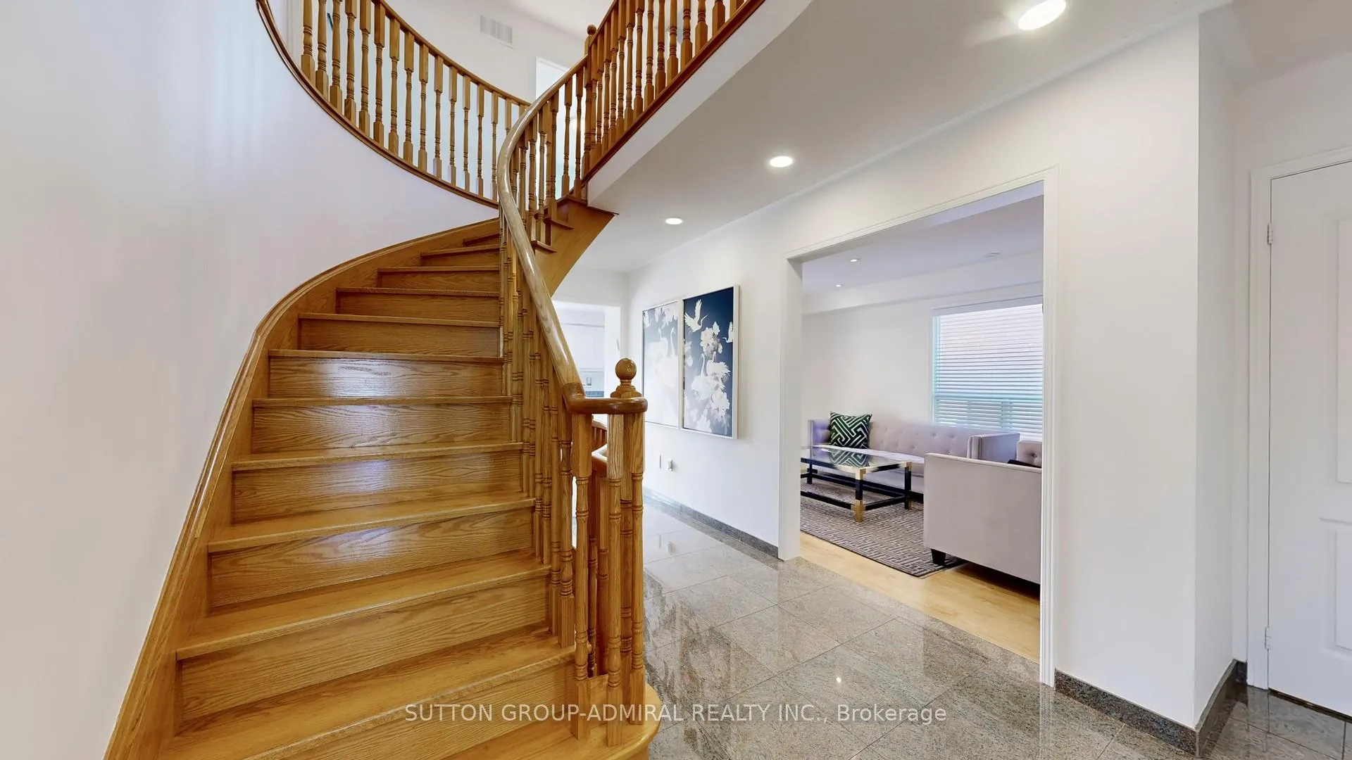 Photo 13 of 215 Westhampton Drive, Vaughan, Brownridge — HOMEH