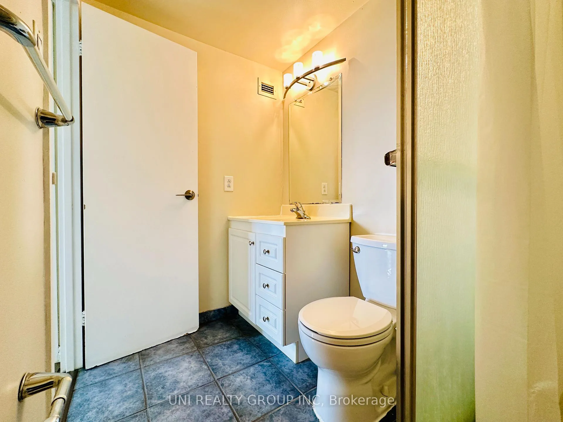 Photo 22 of Unit 1508, 900 Dynes Road, Ottawa, Carleton Square — HOMEH