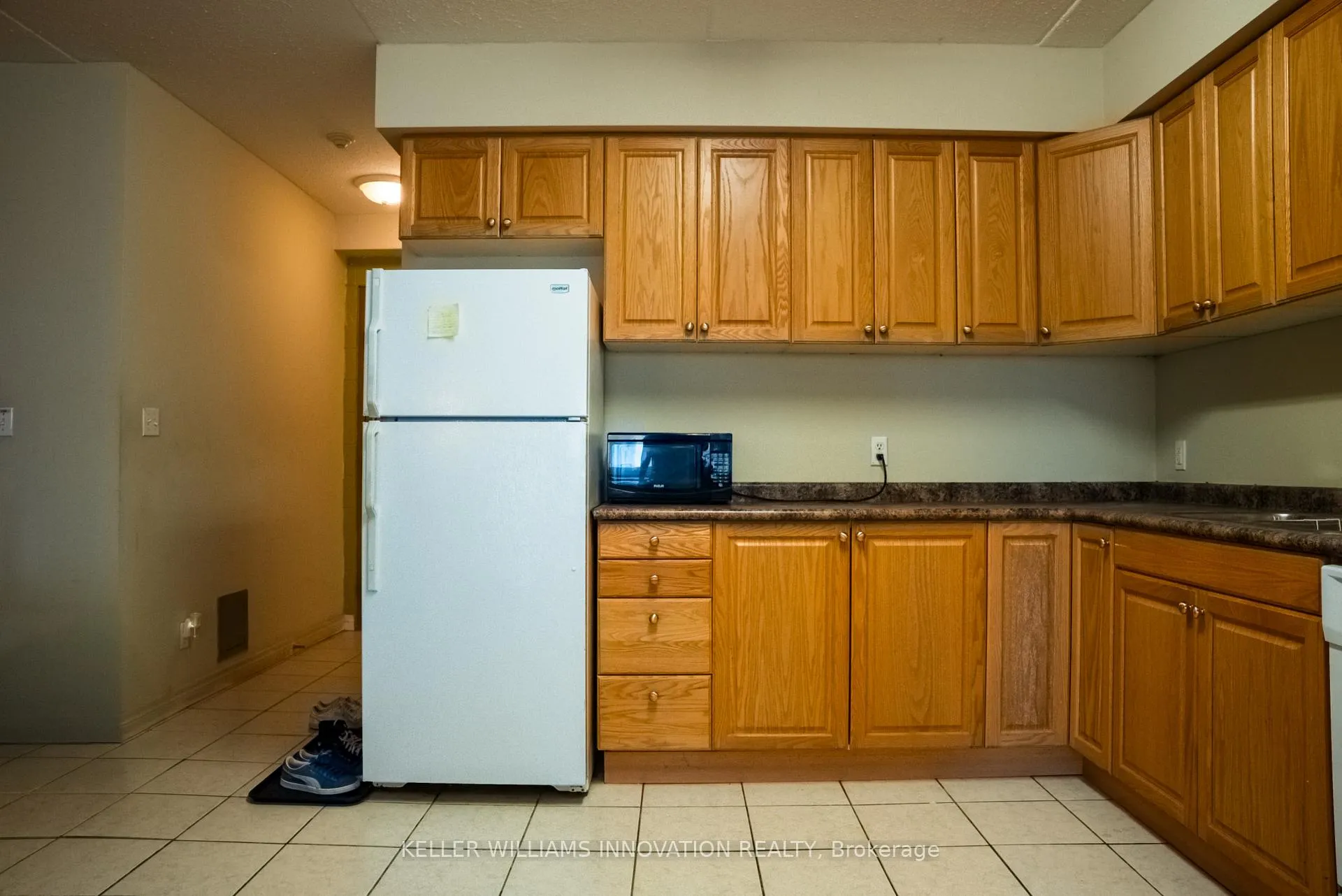 Photo 2 of Unit 402, 253 Lester Street, Waterloo, Beechwood/University — HOMEH