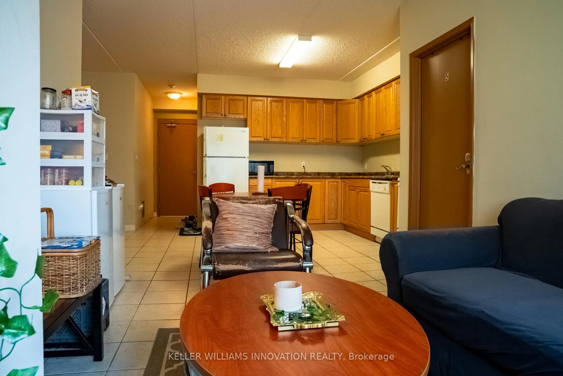 Photo 4 of Unit 402, 253 Lester Street, Waterloo, Beechwood/University — HOMEH
