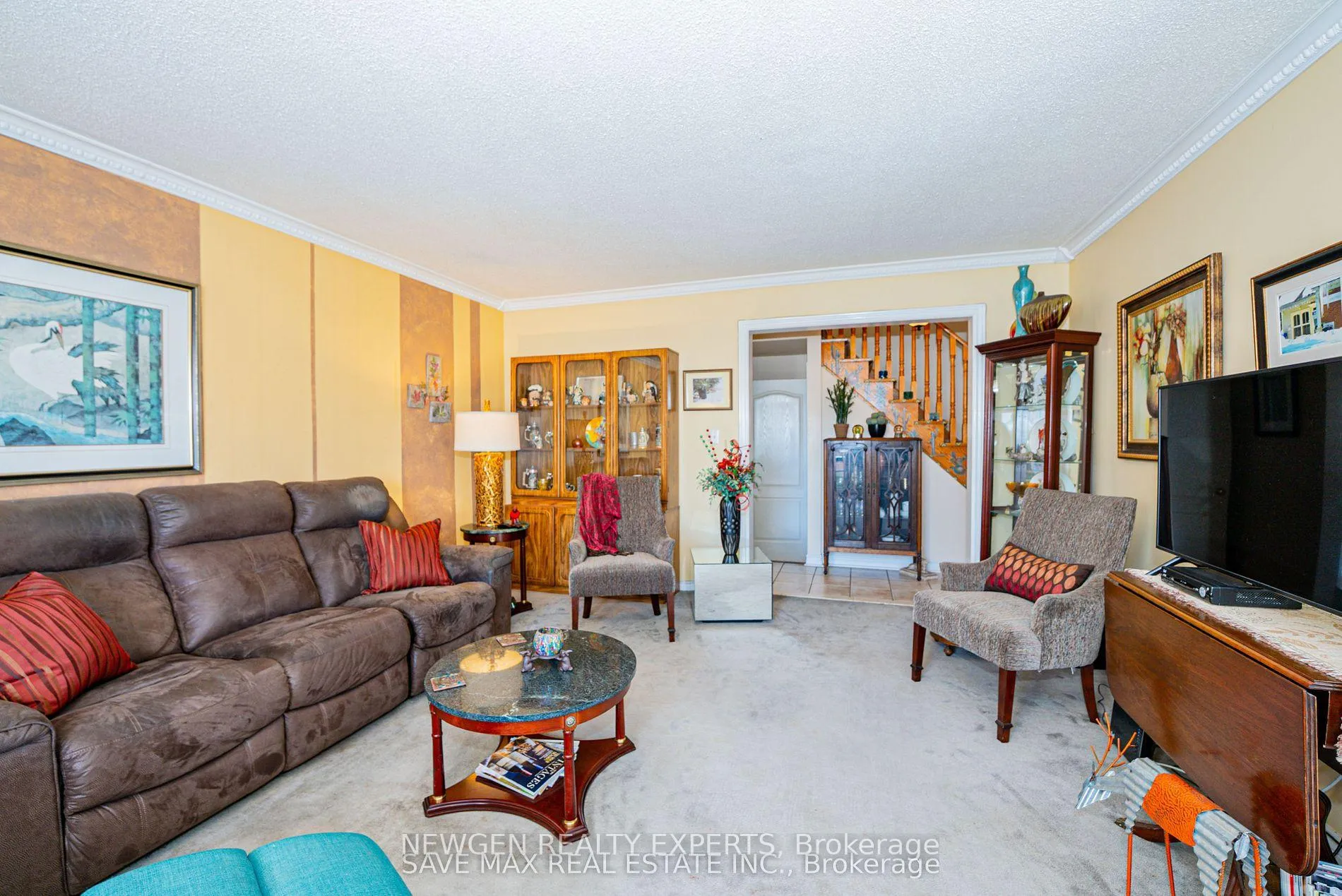 Photo 8 of 13 Pressed Brick Drive, Brampton, Brampton North — HOMEH