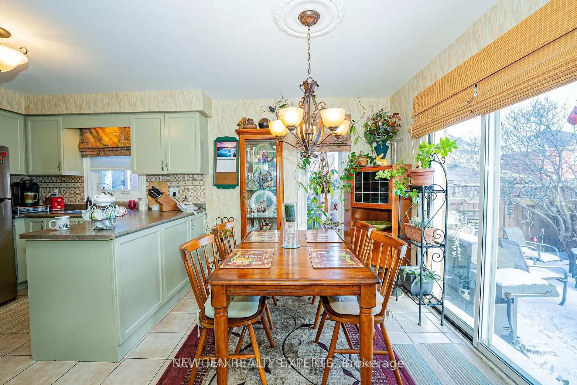 Photo 15 of 13 Pressed Brick Drive, Brampton, Brampton North — HOMEH