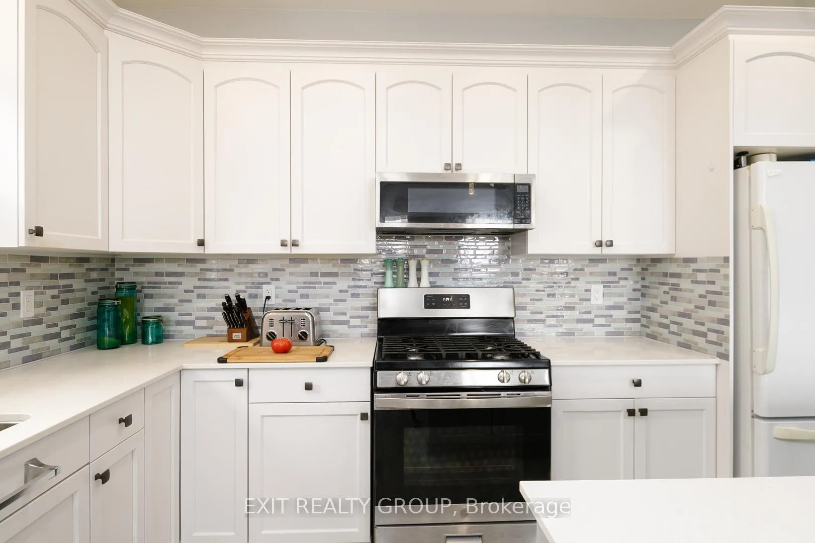 Photo 7 of 16 Matheos Crescent, Quinte West, Murray Ward — HOMEH