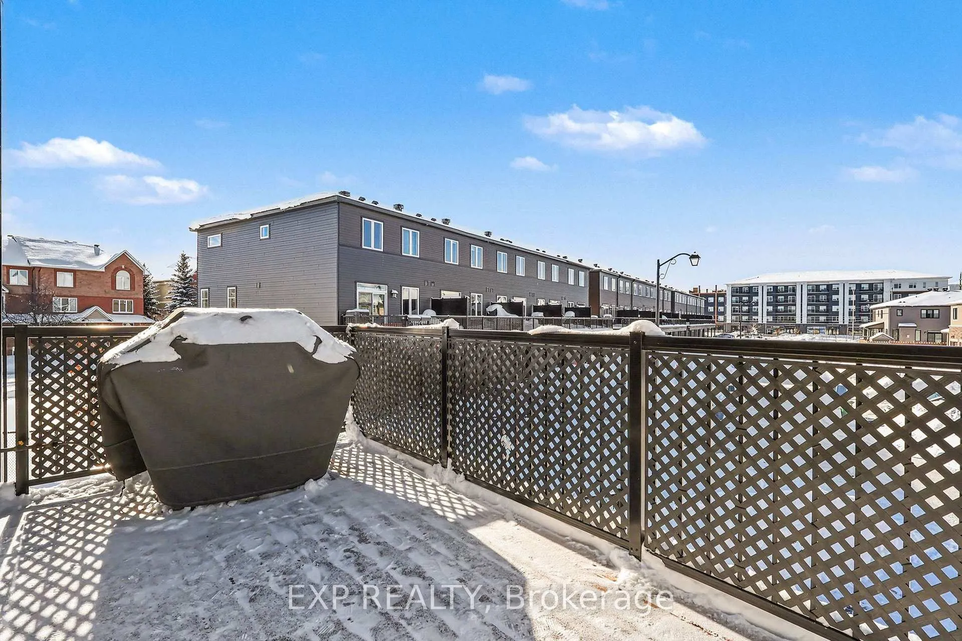 Photo 11 of 401 Aquaview Drive, Ottawa, Avalon East — HOMEH