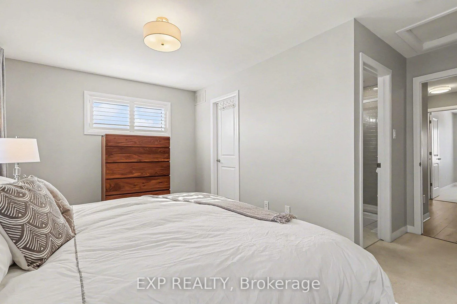 Photo 21 of 401 Aquaview Drive, Ottawa, Avalon East — HOMEH