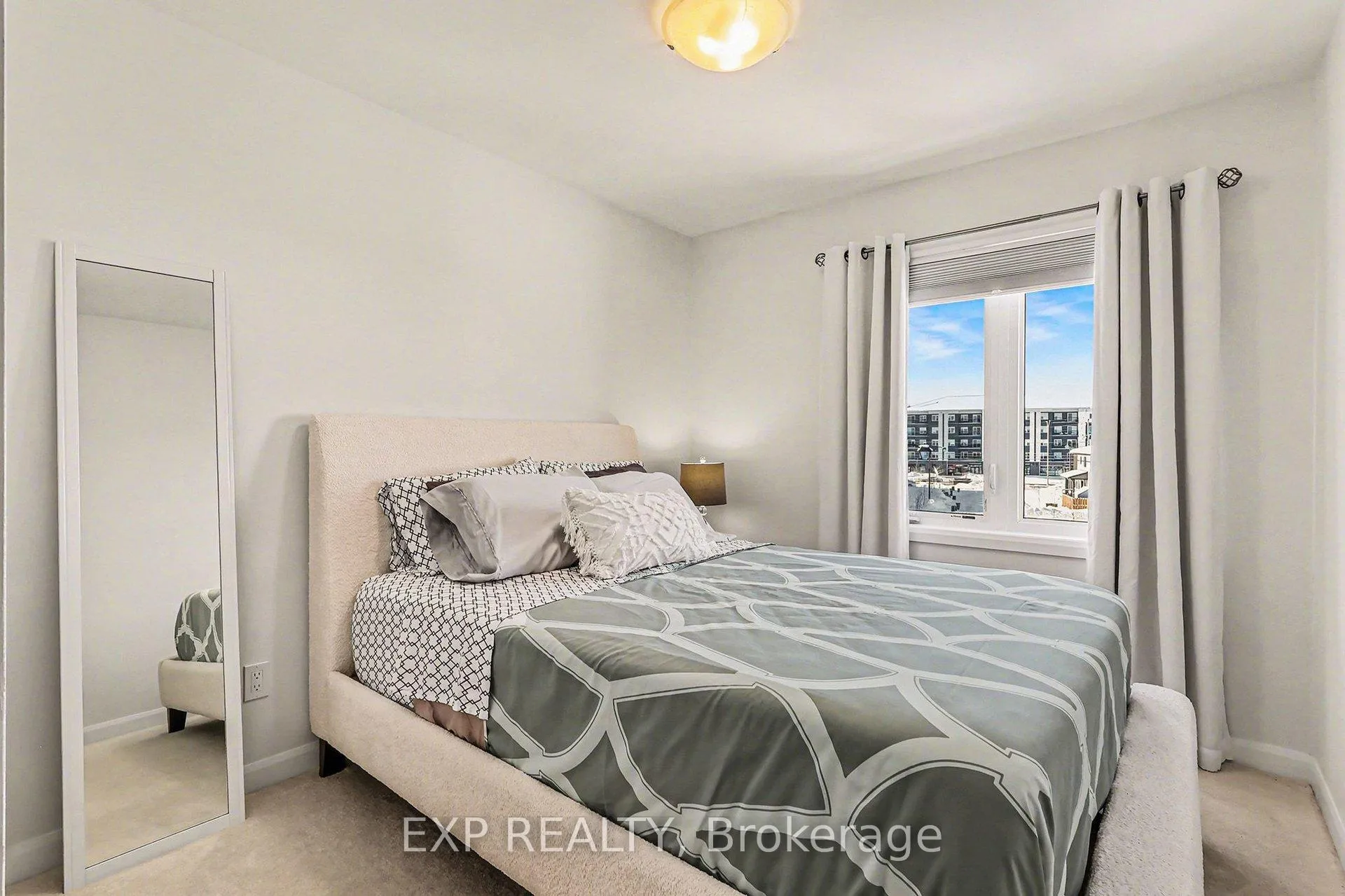 Photo 24 of 401 Aquaview Drive, Ottawa, Avalon East — HOMEH