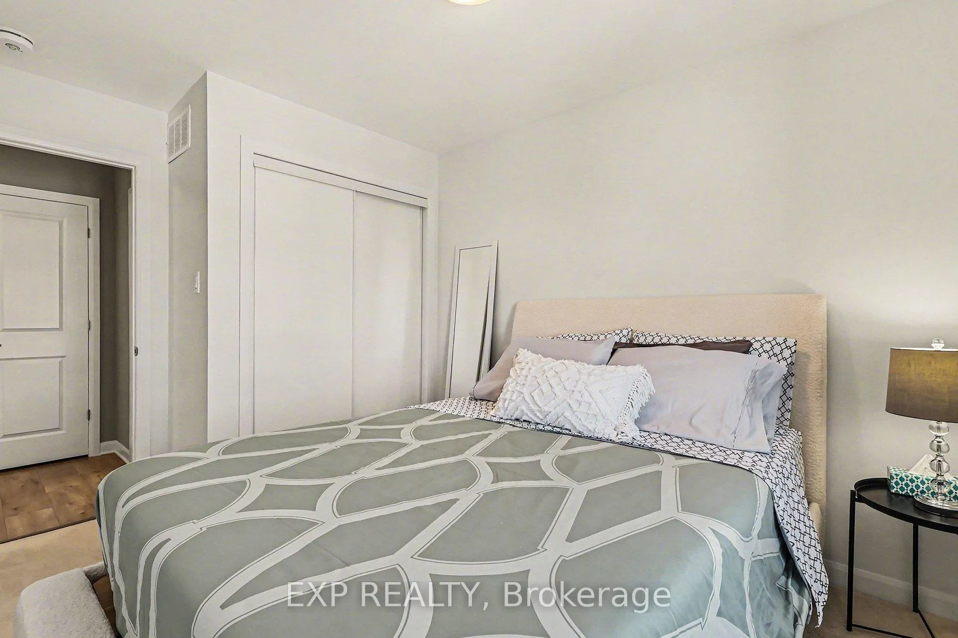 Photo 25 of 401 Aquaview Drive, Ottawa, Avalon East — HOMEH