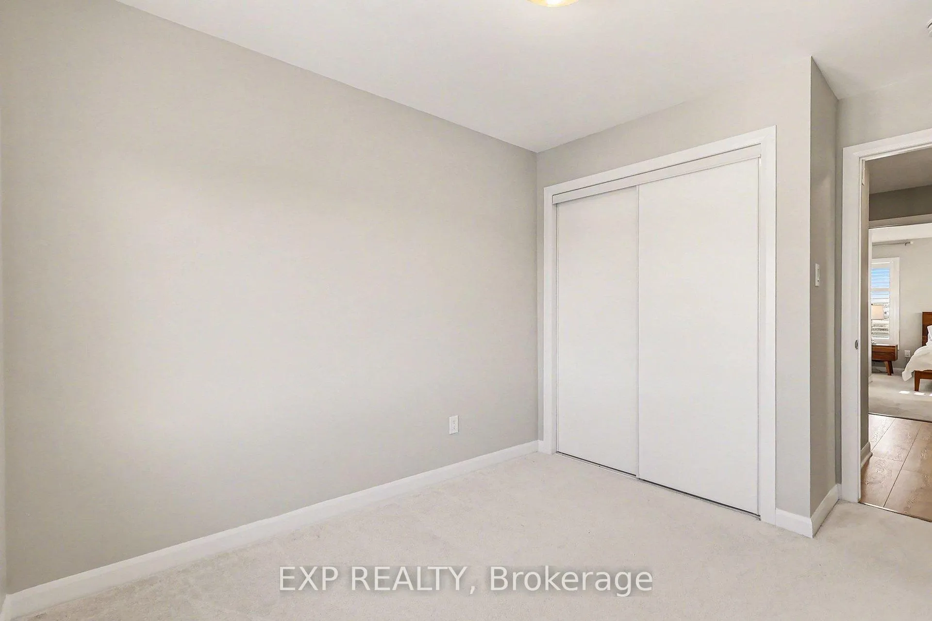 Photo 27 of 401 Aquaview Drive, Ottawa, Avalon East — HOMEH
