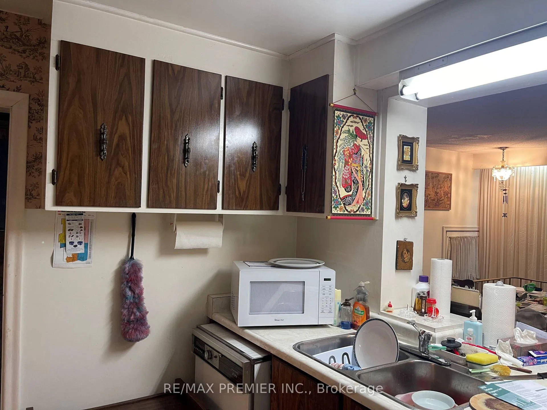 Photo 3 of 33 Forest Road, Ajax, South East — HOMEH