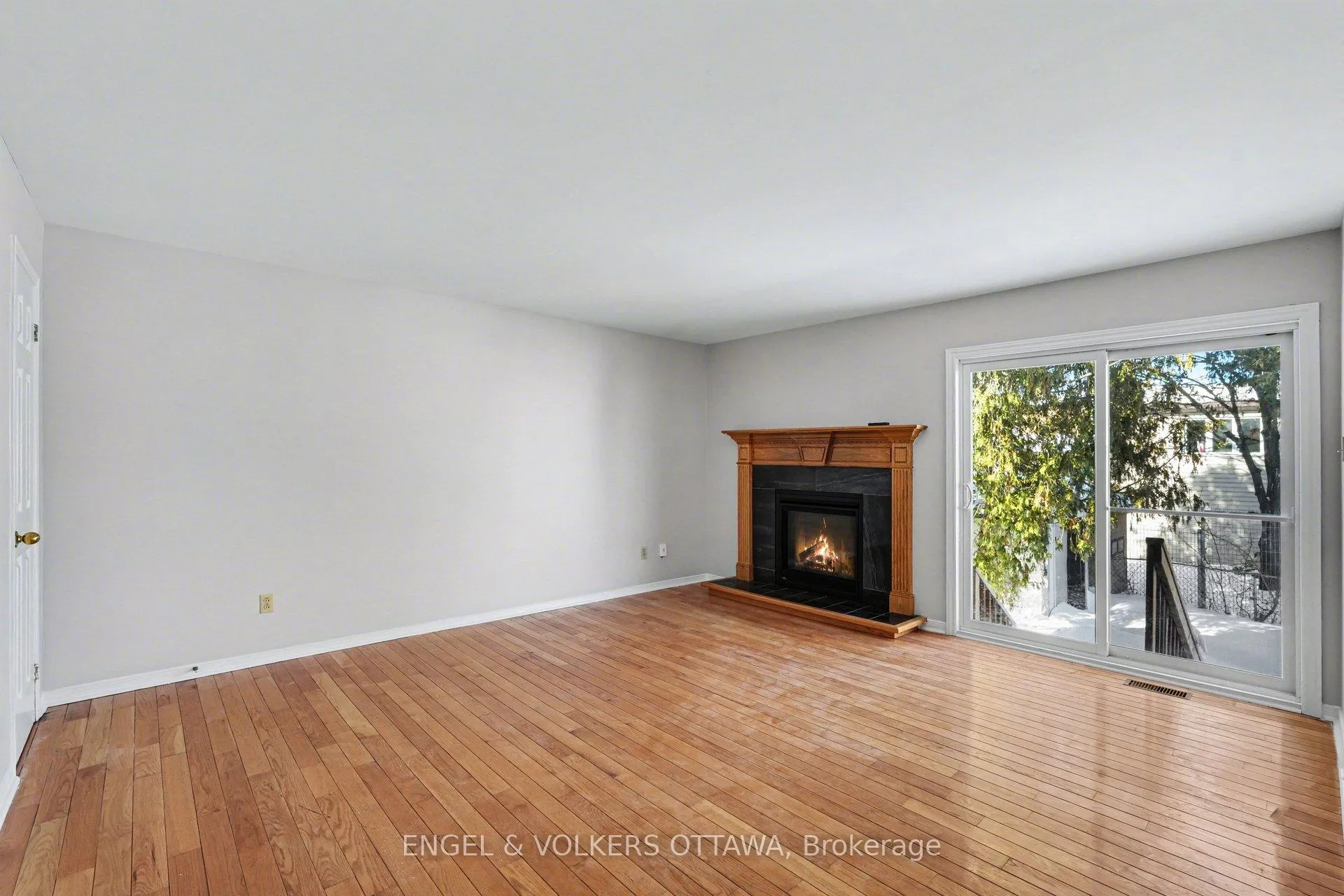 Photo 9 of 87 King George Street, Ottawa, Overbrook/Castle Heights — HOMEH
