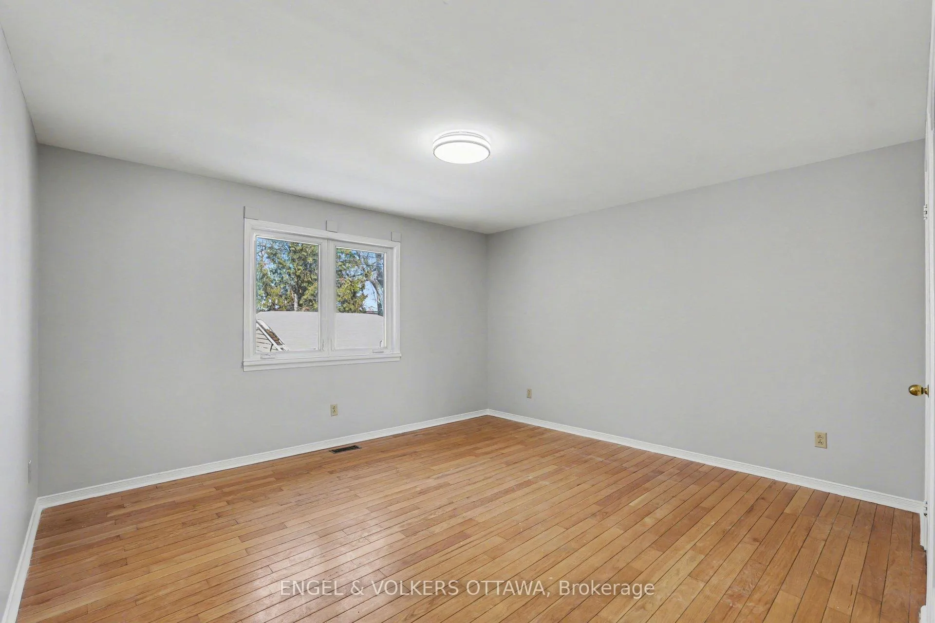 Photo 13 of 87 King George Street, Ottawa, Overbrook/Castle Heights — HOMEH