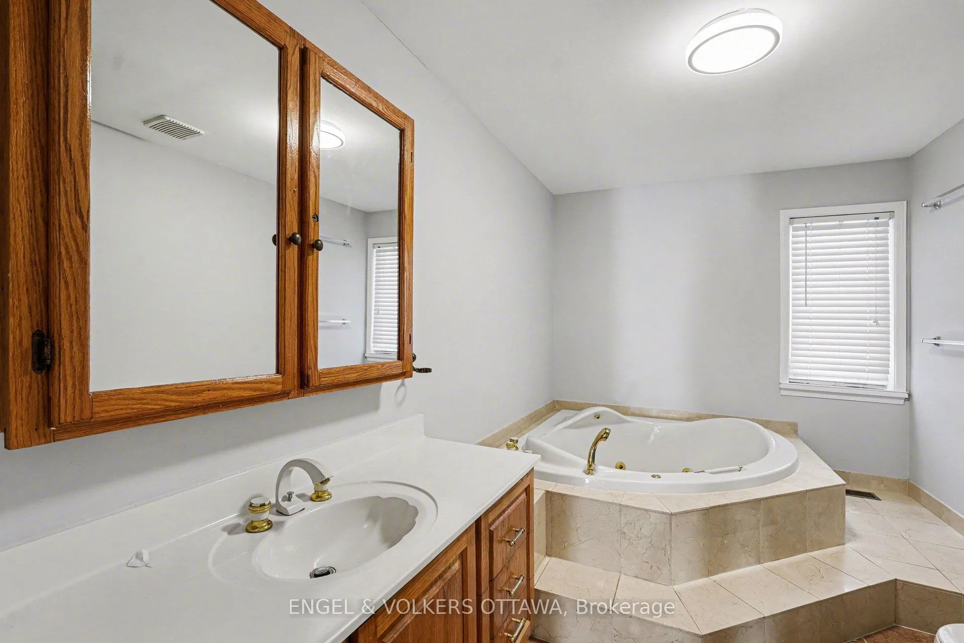 Photo 14 of 87 King George Street, Ottawa, Overbrook/Castle Heights — HOMEH