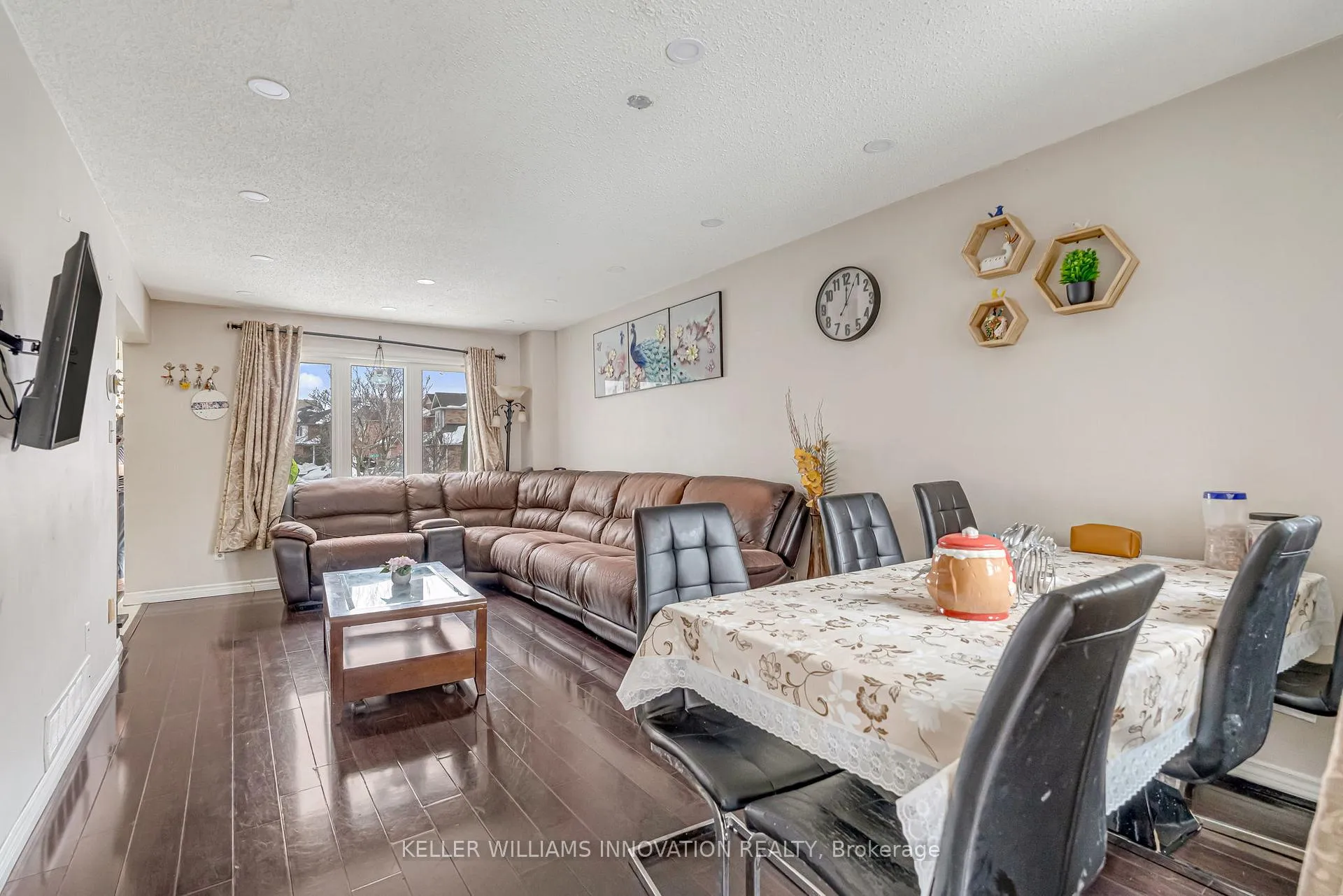 Photo 5 of 161 Havelock Drive, Brampton, Fletcher's Creek South — HOMEH